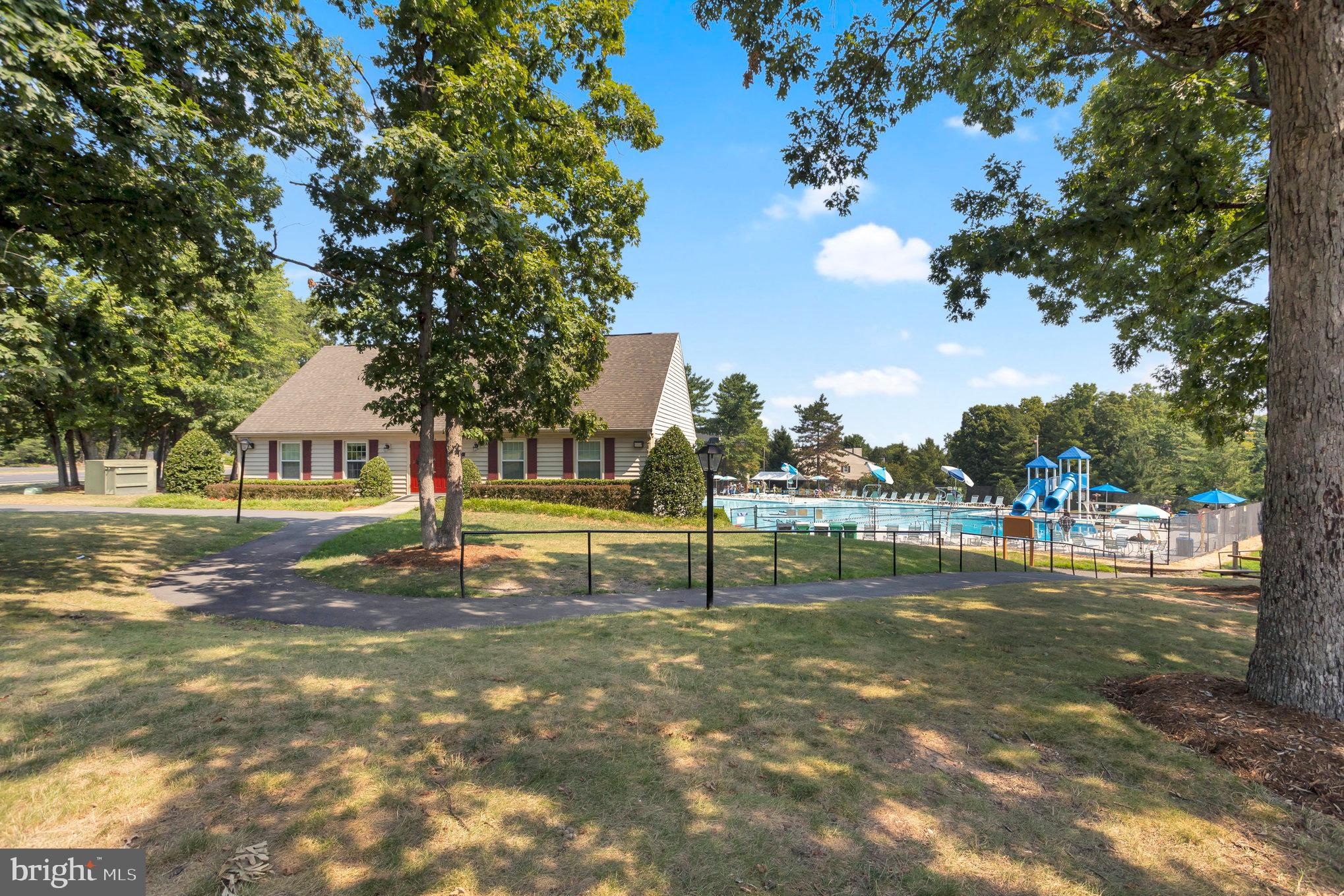 LAKE RIDGE - Residential Lease