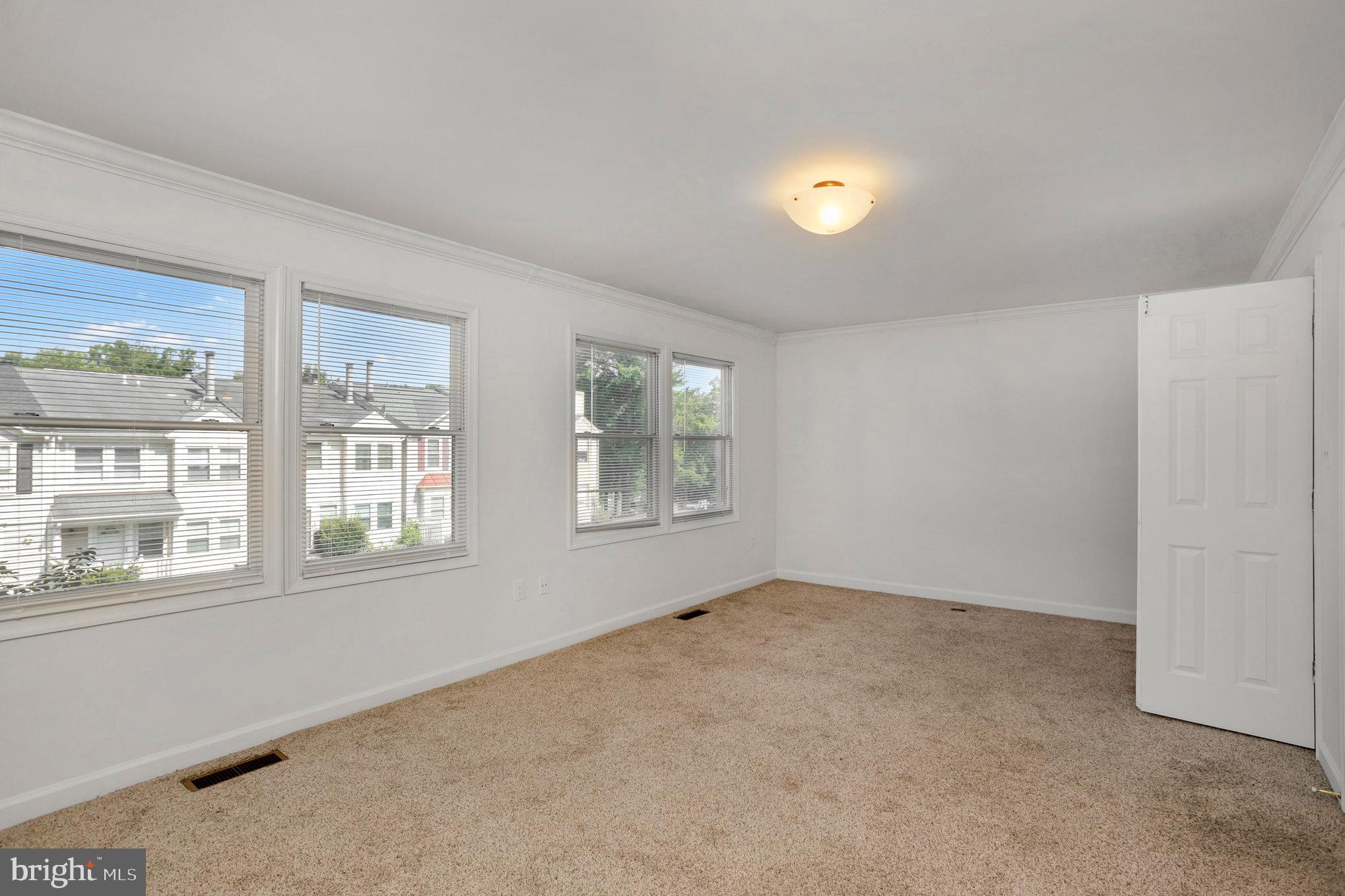 LAKE RIDGE - Residential Lease