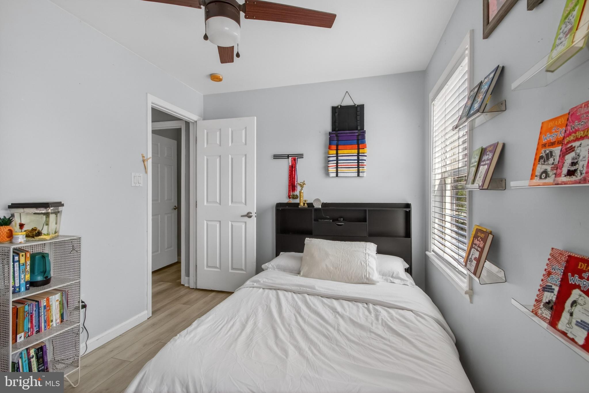 SOUTH STREET STATION - Residential