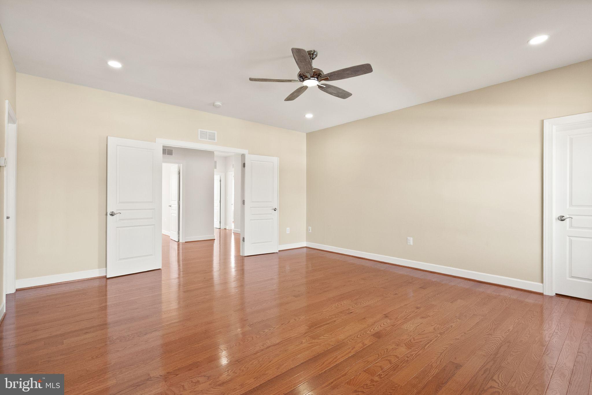 HOPE HILL CROSSING - Residential