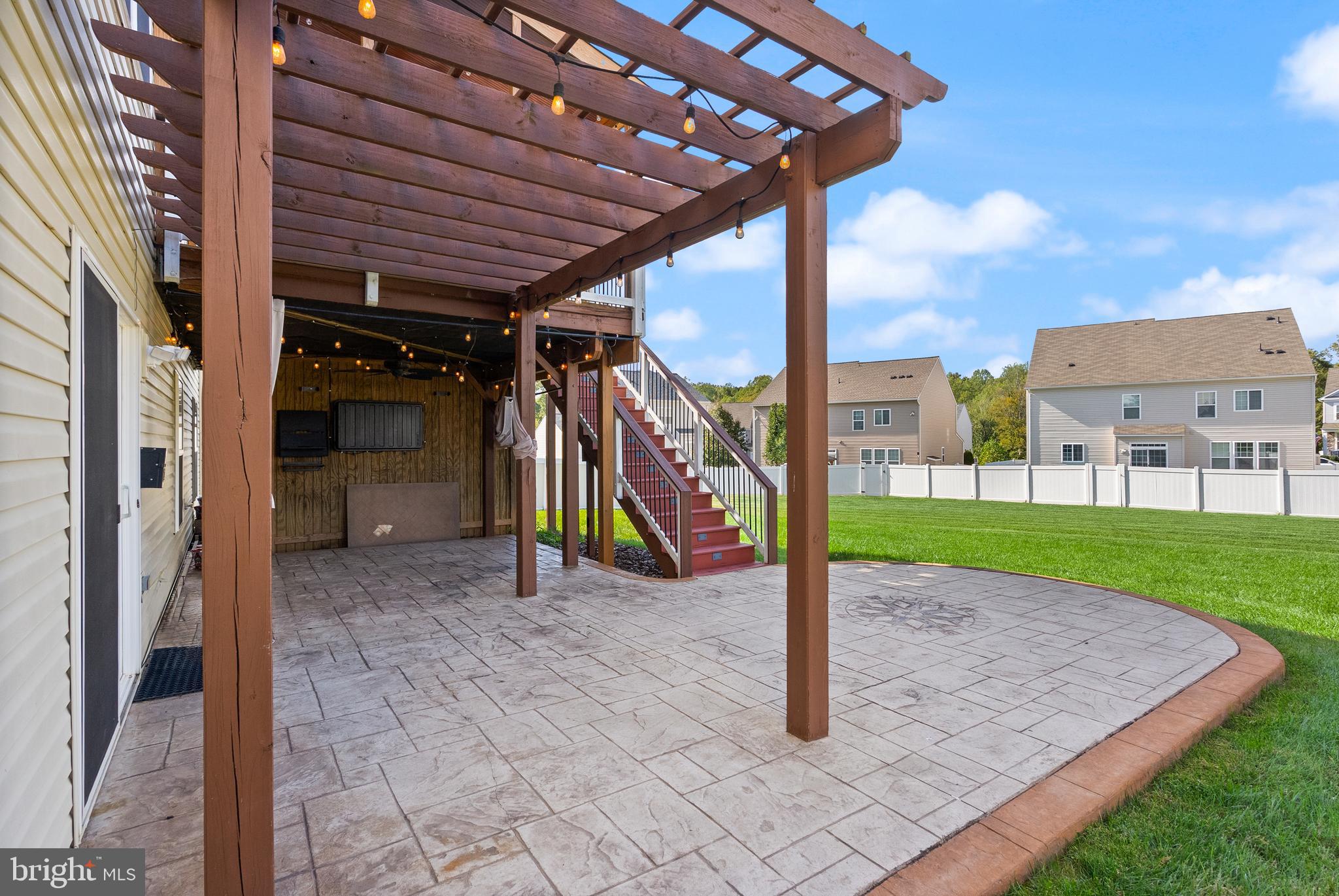 HOPE HILL CROSSING - Residential