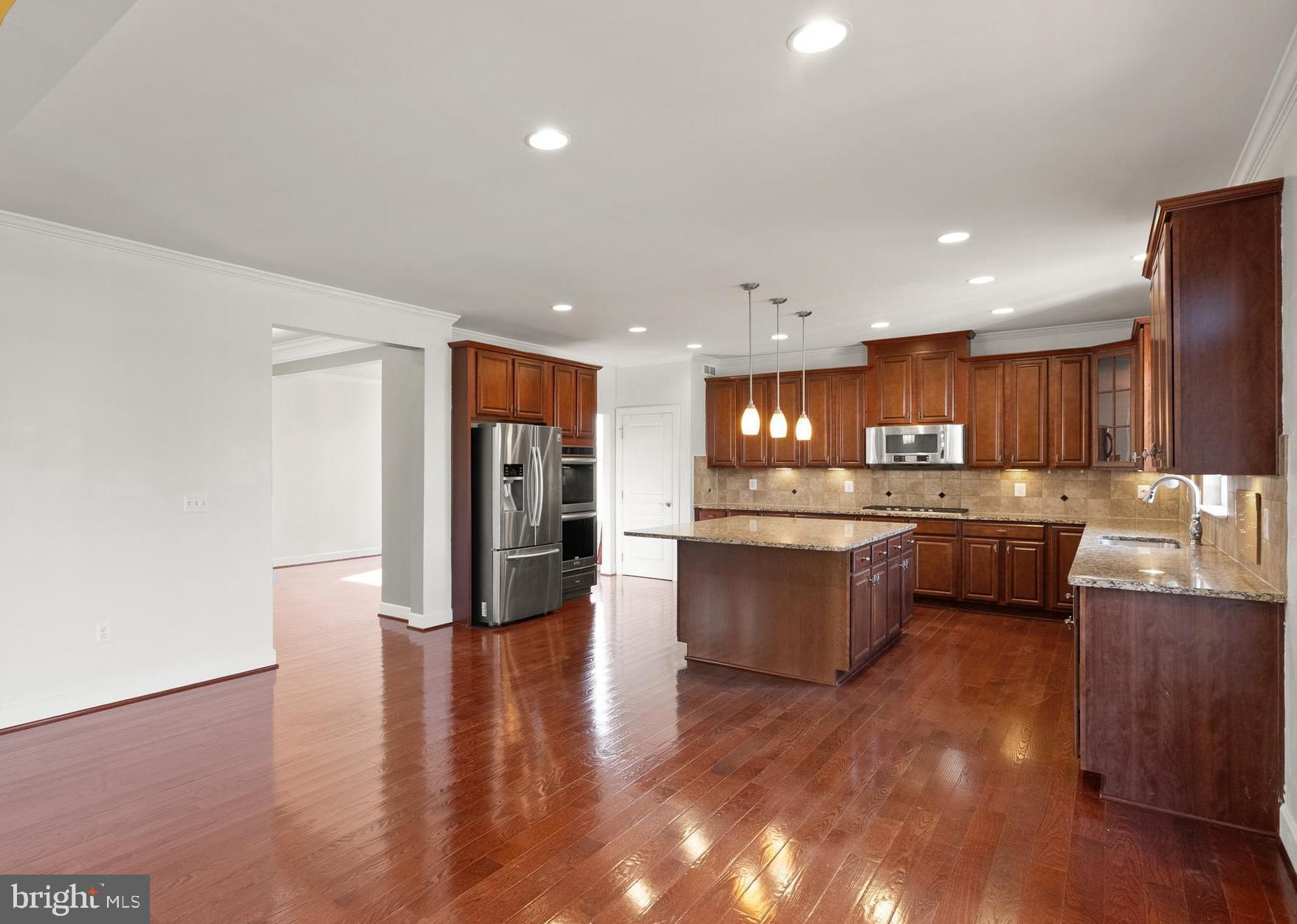 HOPE HILL CROSSING - Residential