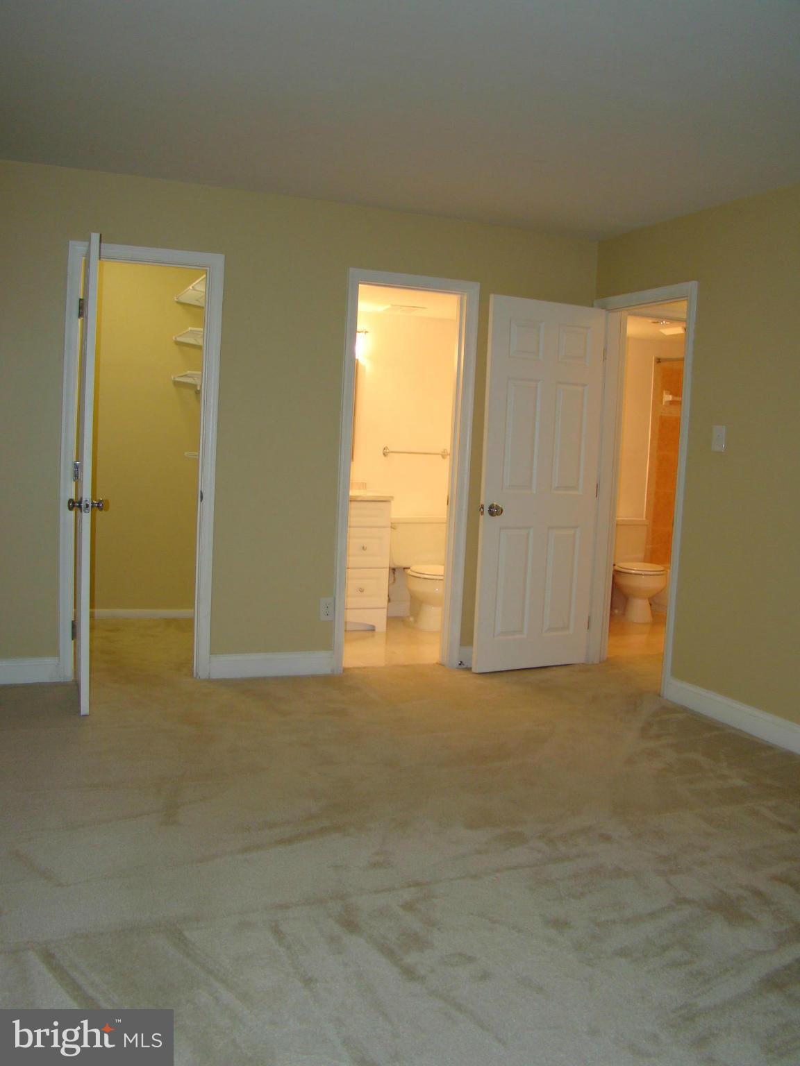 WOODBURN VILLAGE - Residential