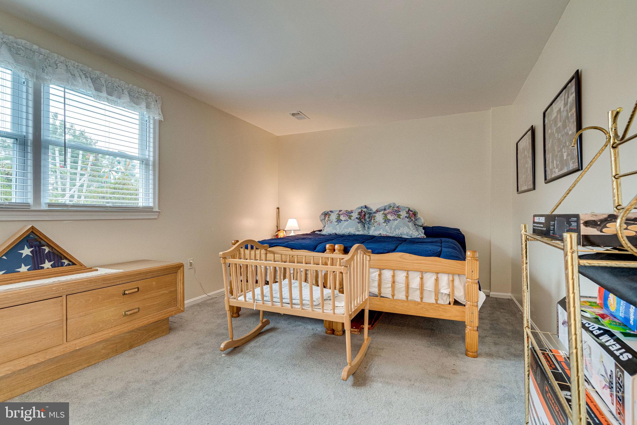 OLD FIELD ESTATES - Residential