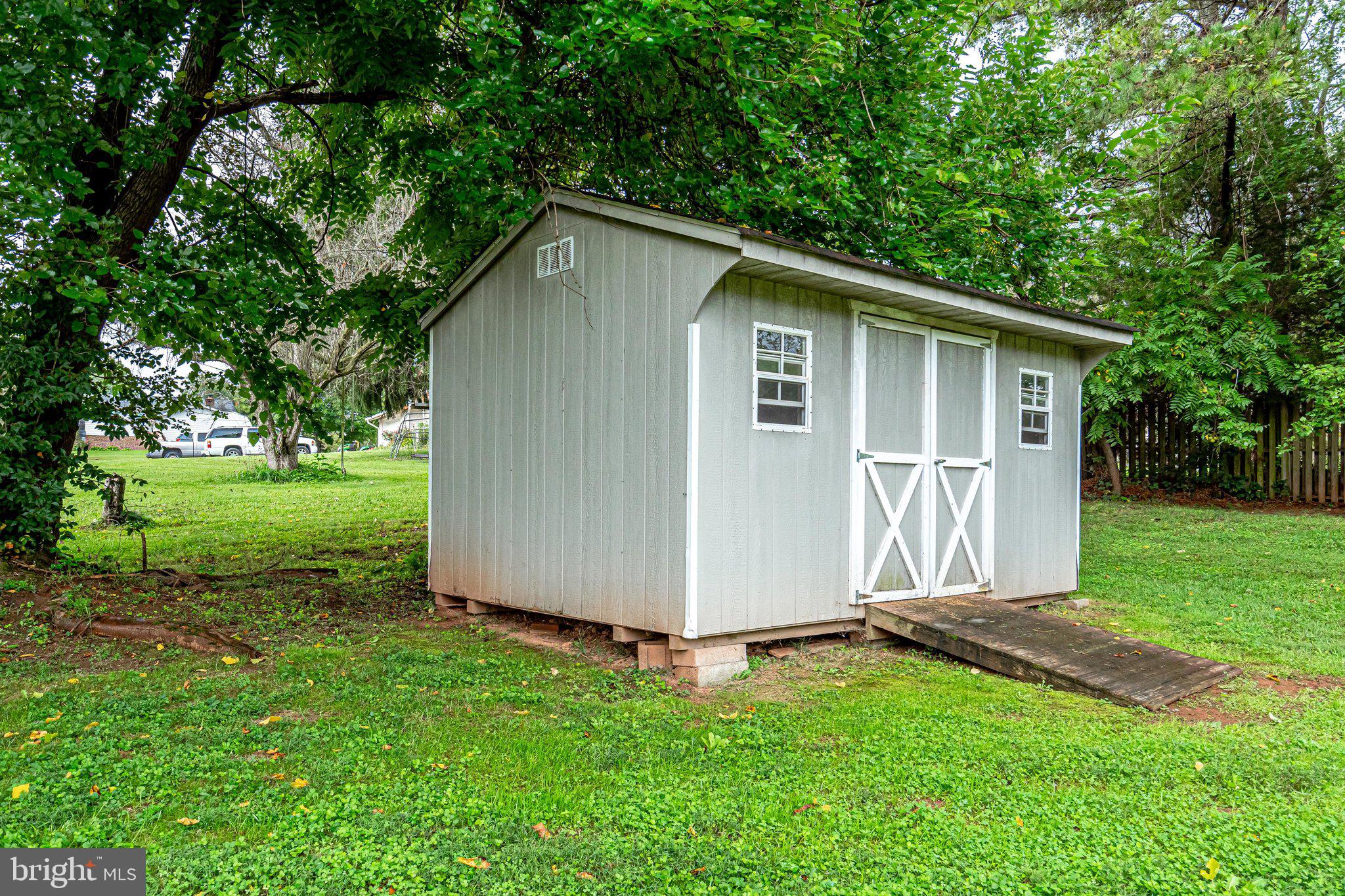 OLD FIELD ESTATES - Residential