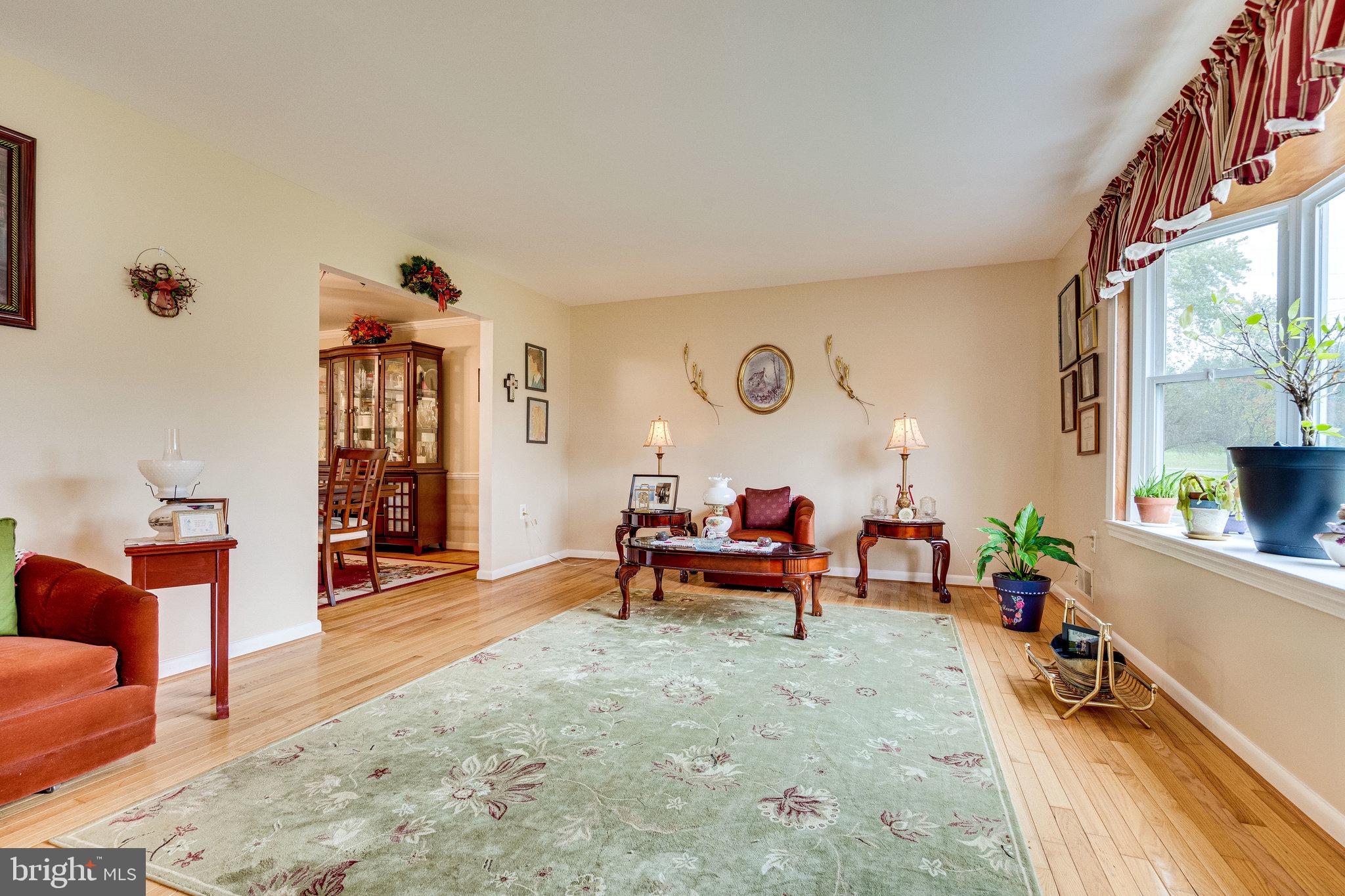 OLD FIELD ESTATES - Residential