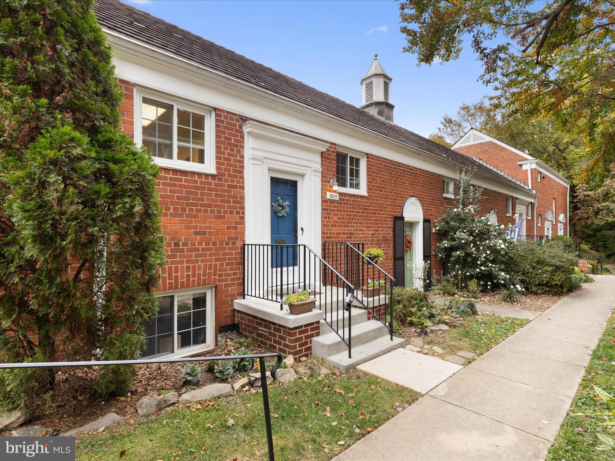 PARK  FAIRFAX - Residential