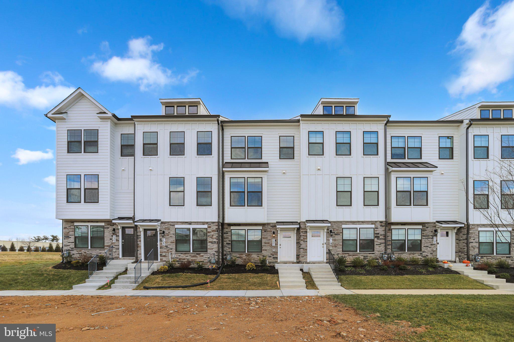 WESTVIEW SOUTH - Residential Lease