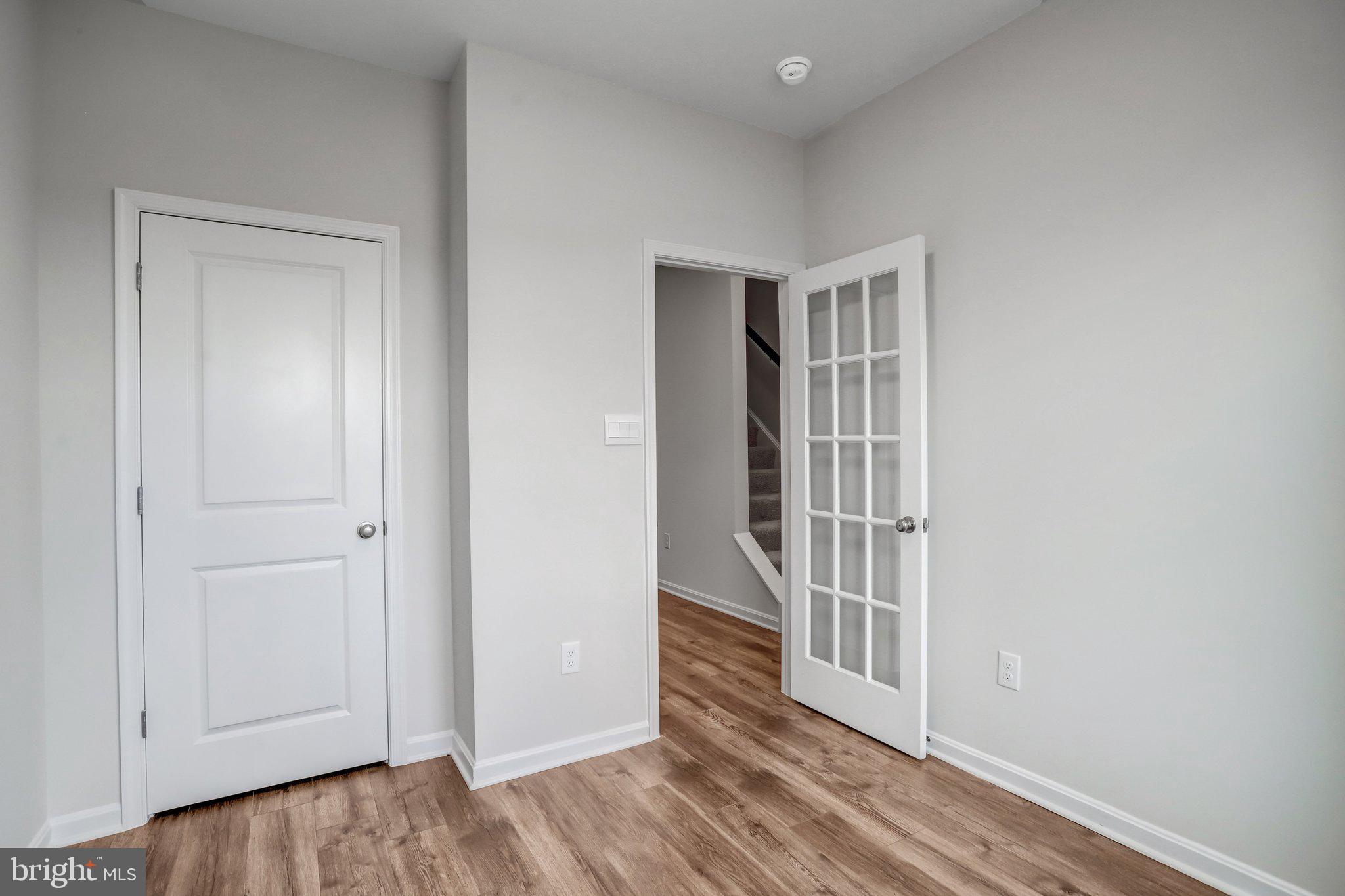 WESTVIEW SOUTH - Residential Lease