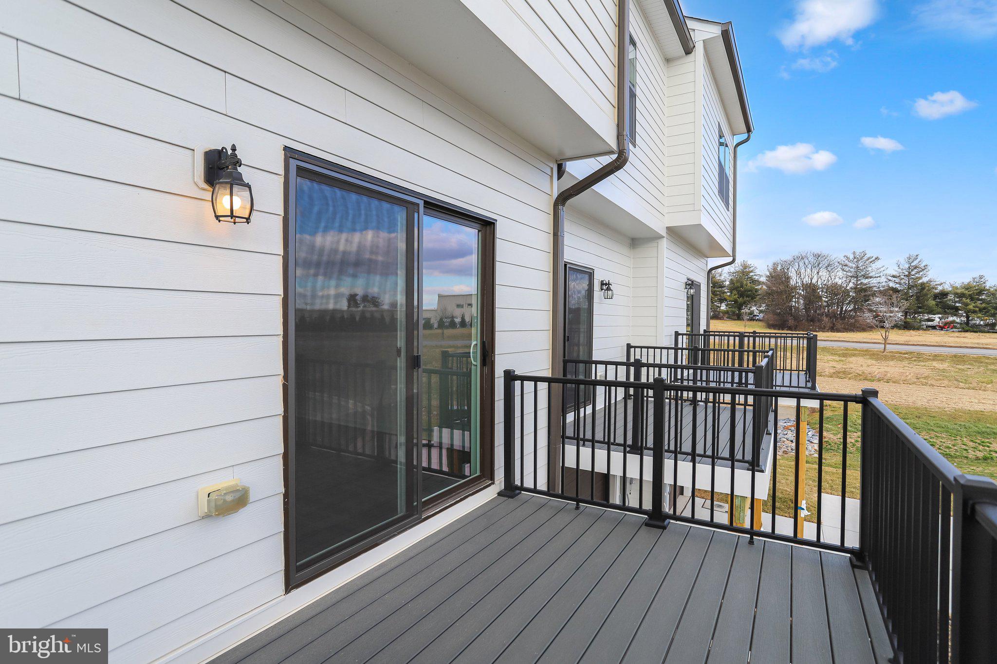 WESTVIEW SOUTH - Residential Lease