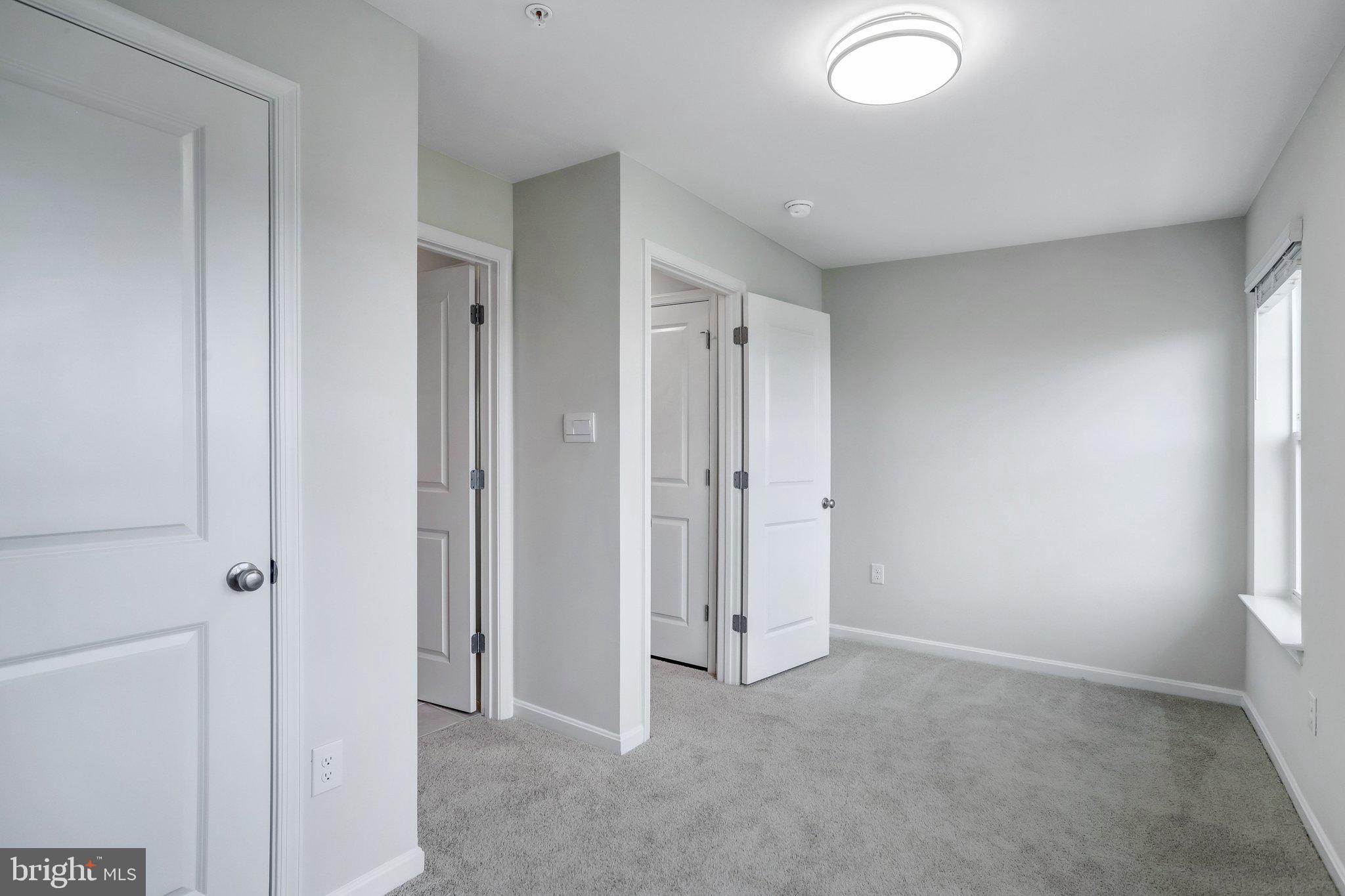 WESTVIEW SOUTH - Residential Lease