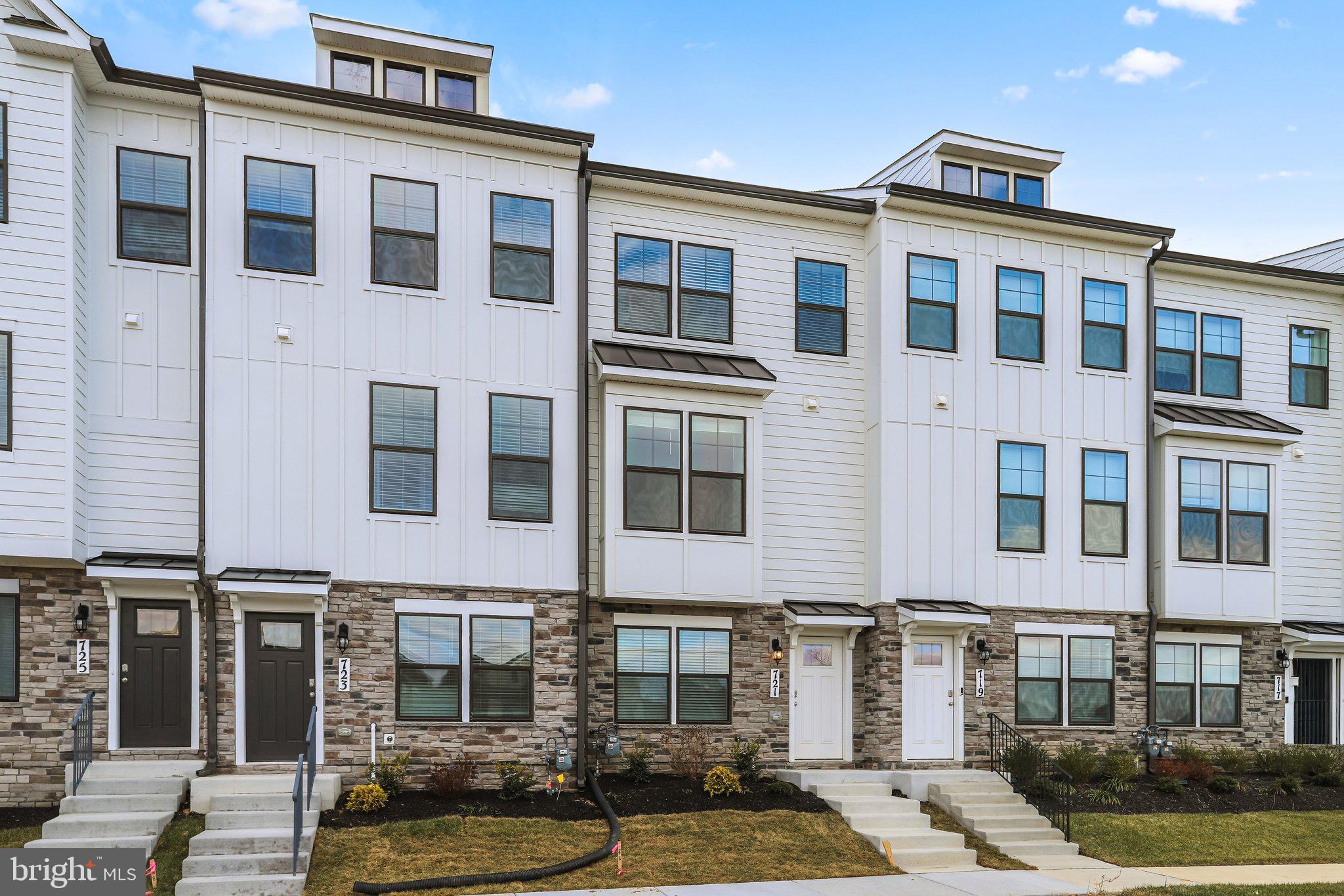 WESTVIEW SOUTH - Residential Lease