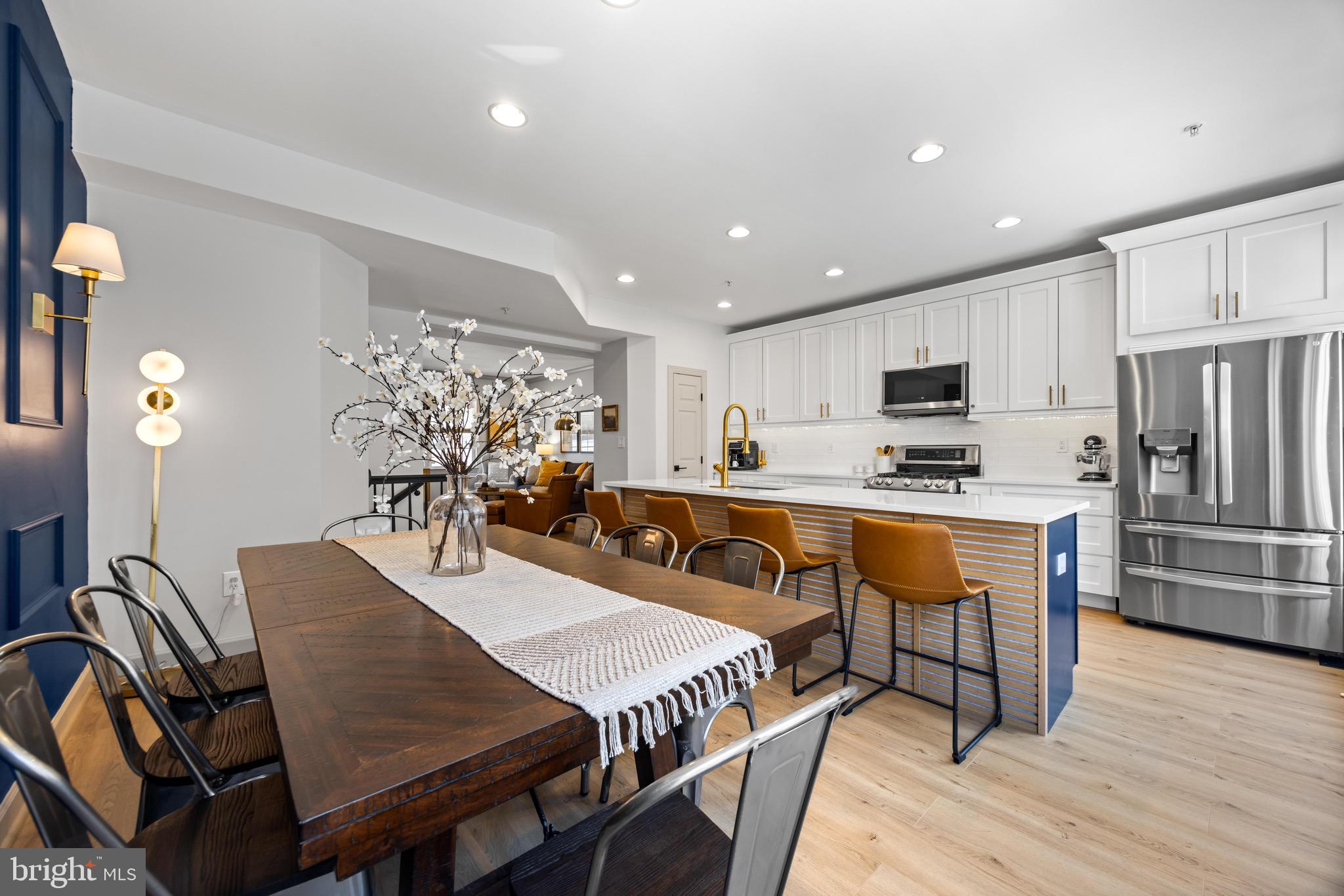 GREEKTOWN - Residential