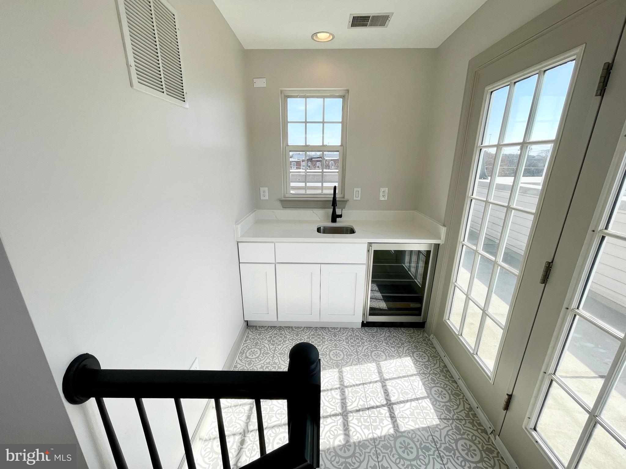 GREEKTOWN - Residential