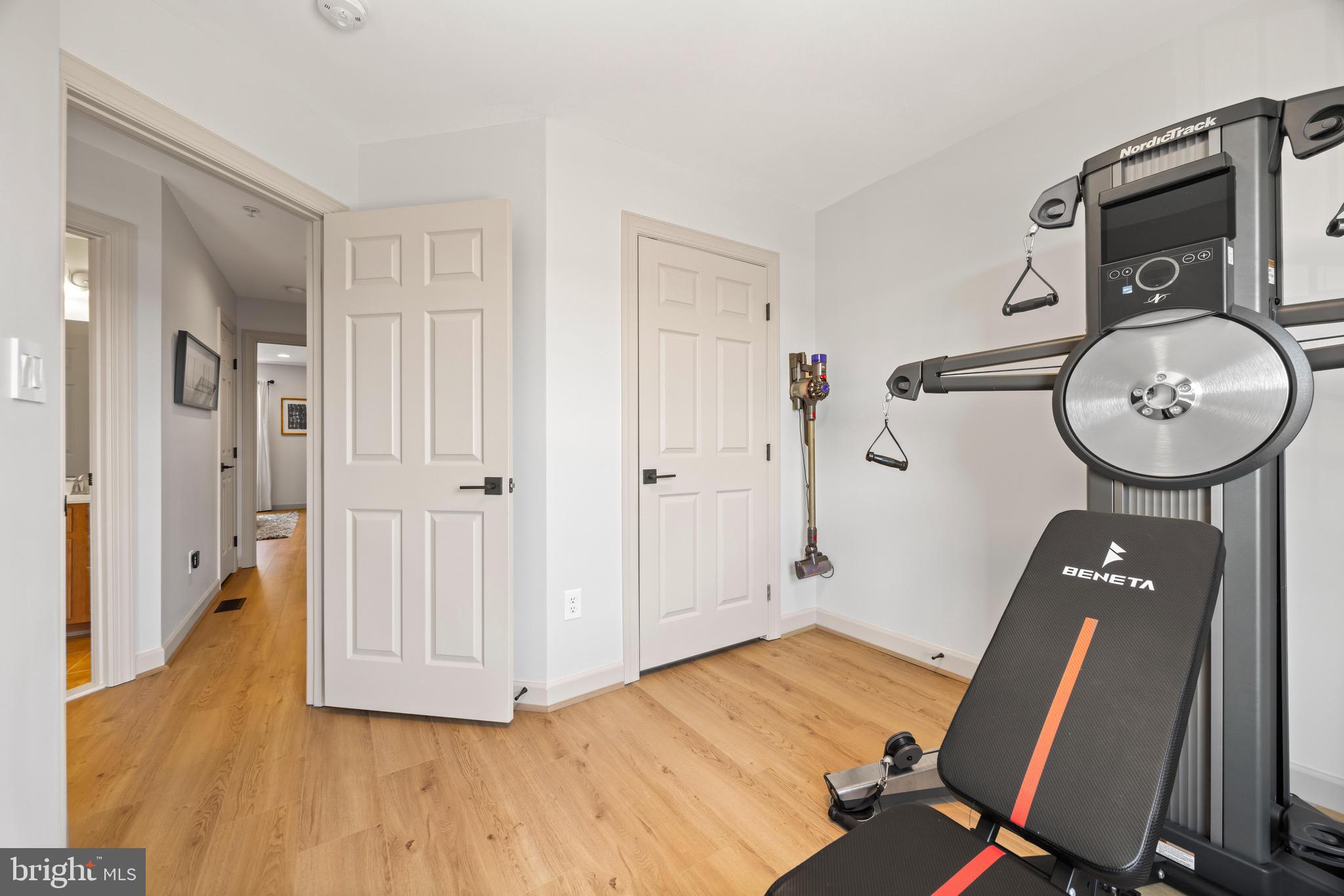 GREEKTOWN - Residential