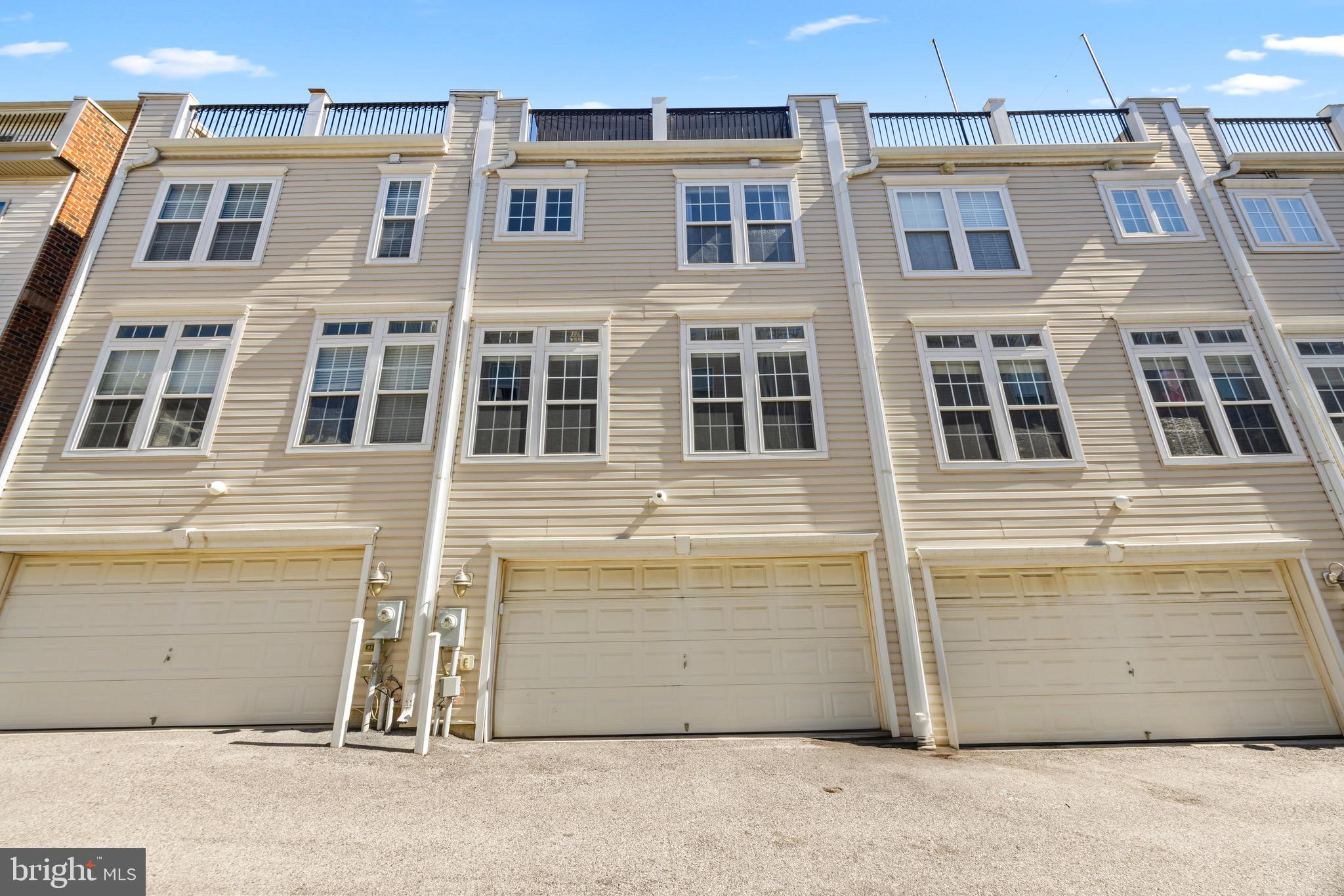 GREEKTOWN - Residential