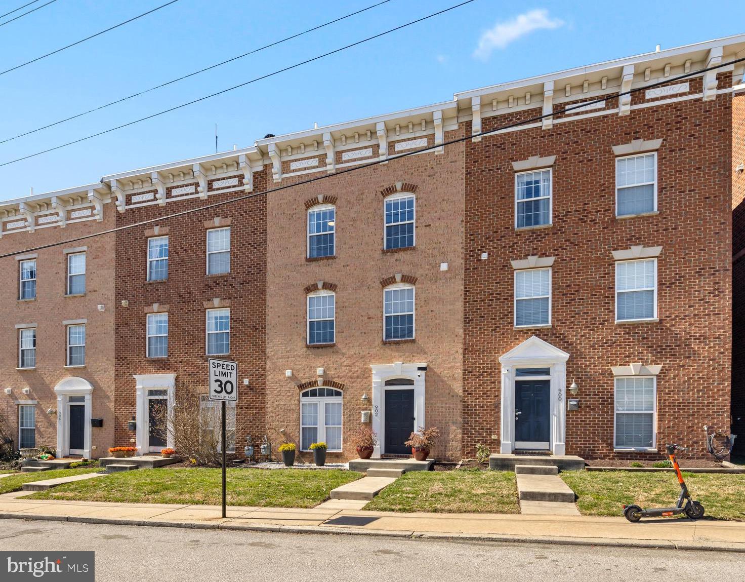 GREEKTOWN - Residential