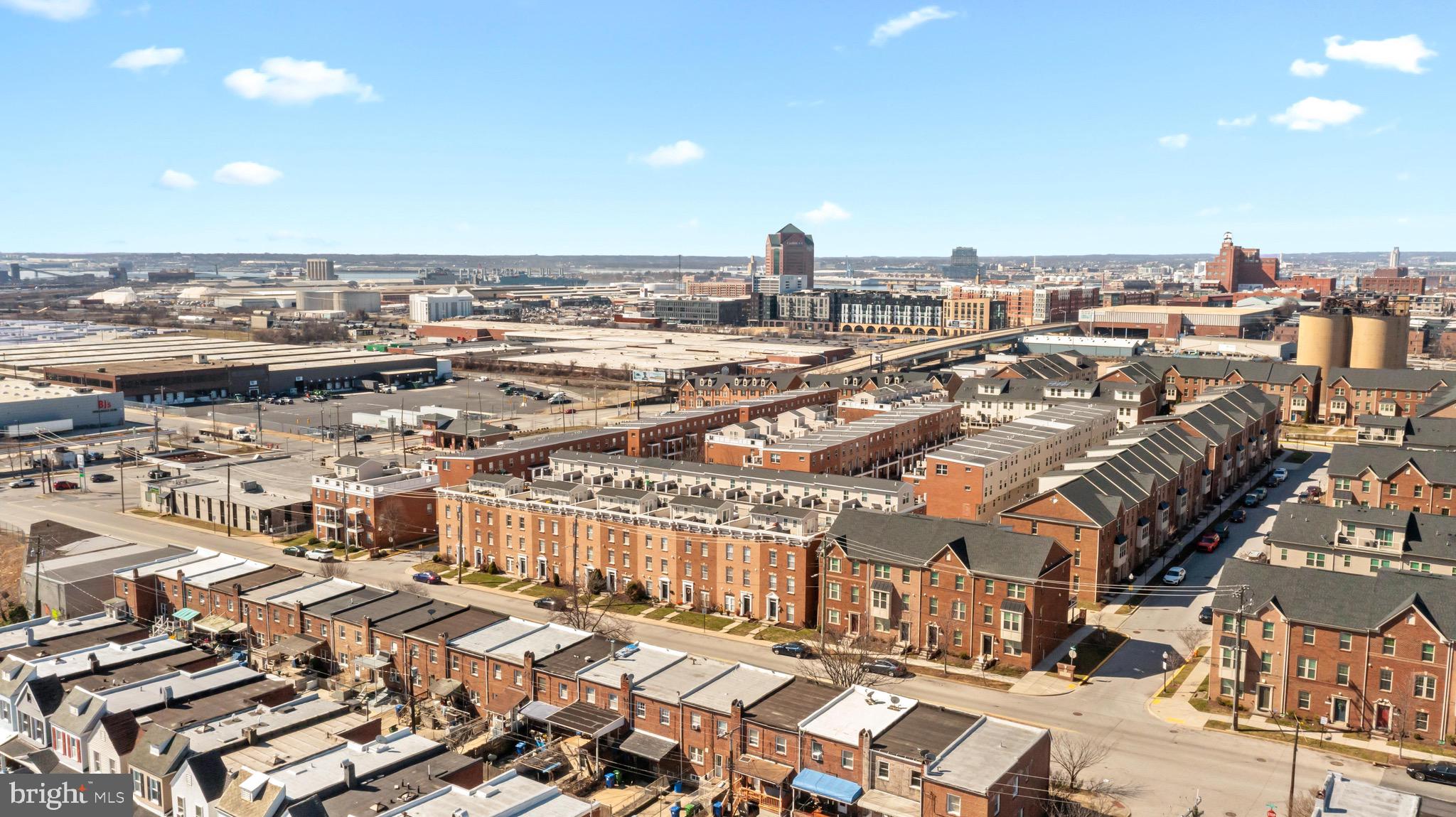 GREEKTOWN - Residential