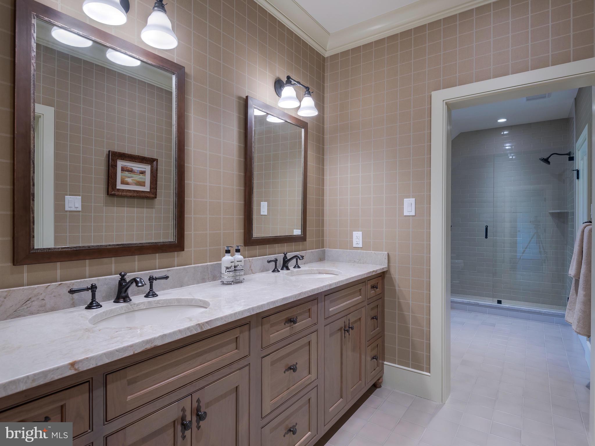 SPRING MEADOW FARM - Residential