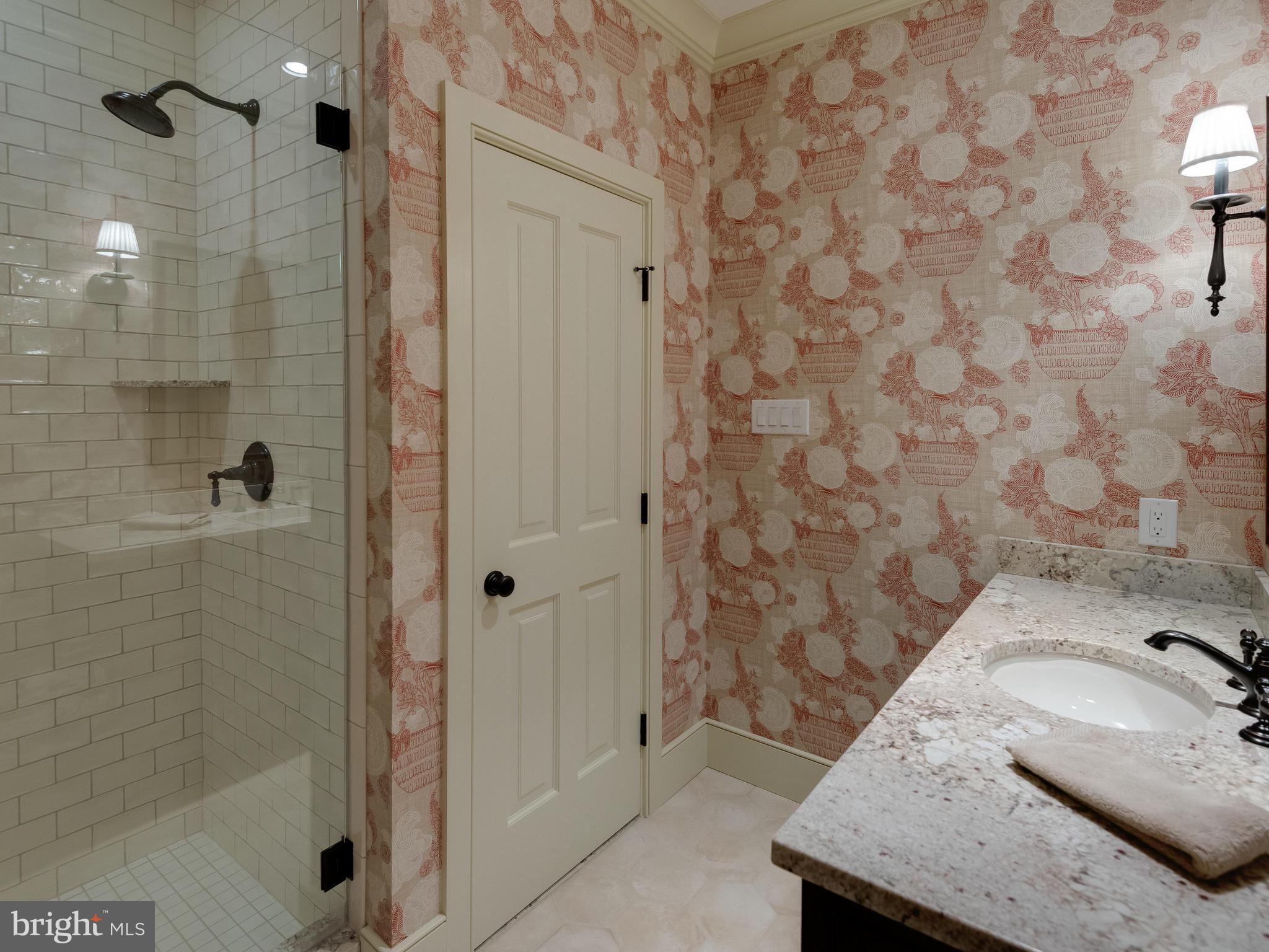 SPRING MEADOW FARM - Residential