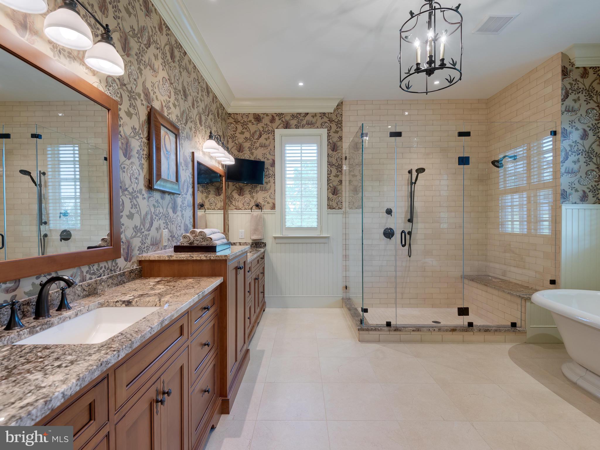 SPRING MEADOW FARM - Residential