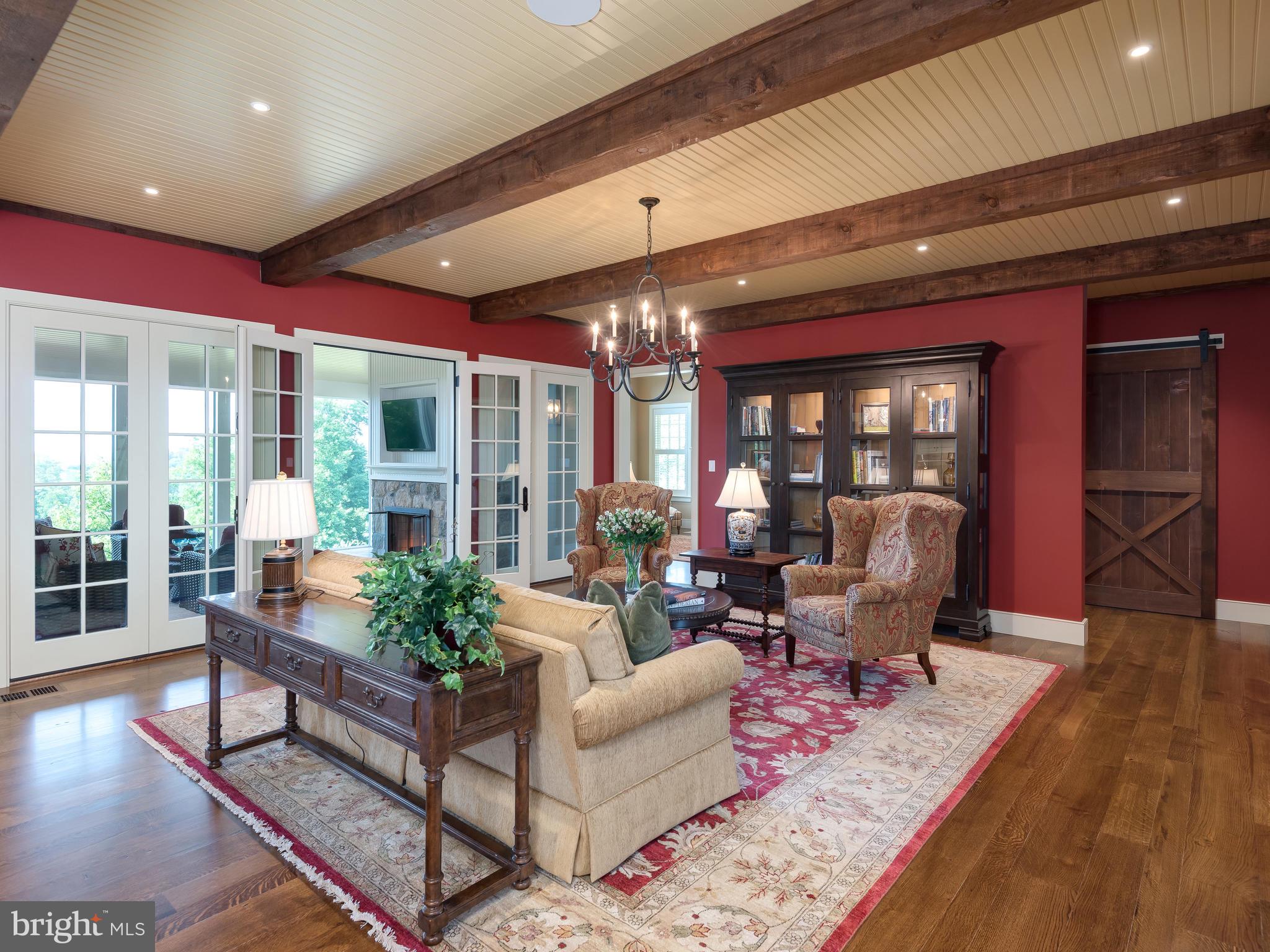 SPRING MEADOW FARM - Residential