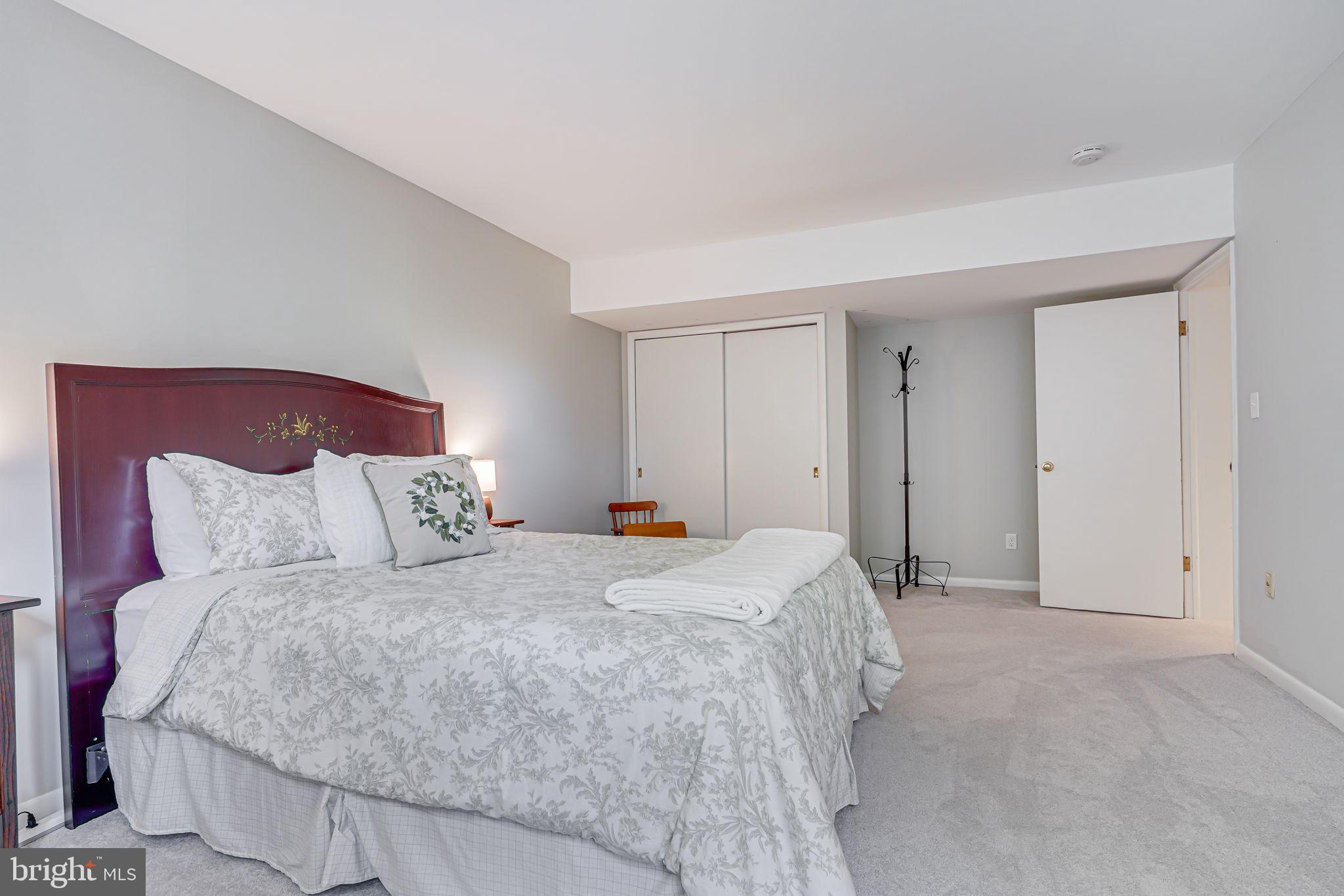 DUNLOP HILLS - Residential