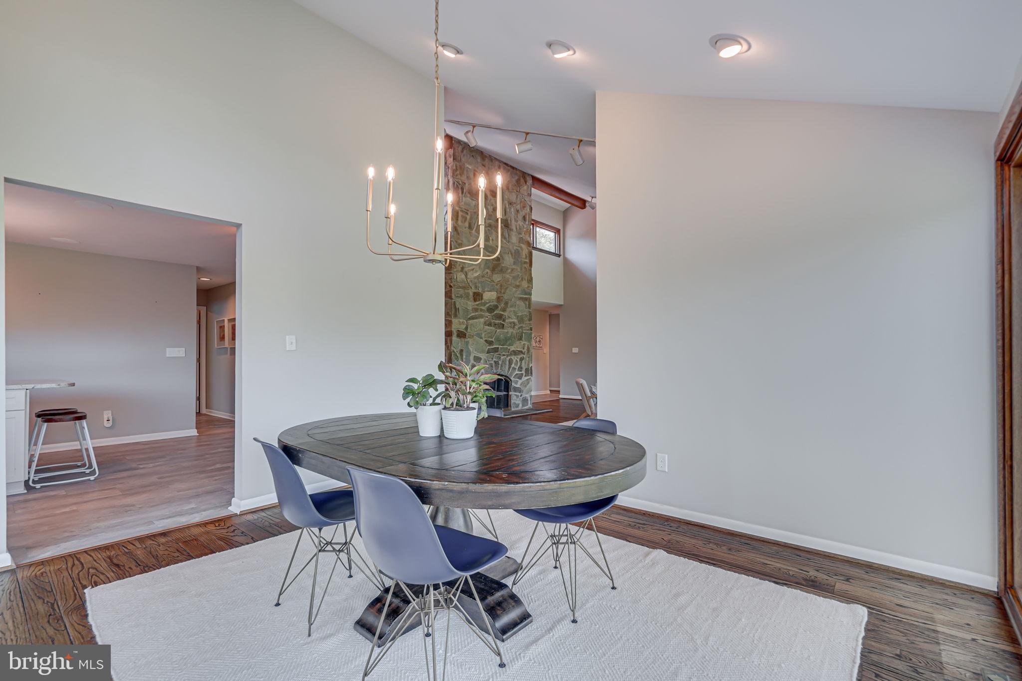 DUNLOP HILLS - Residential