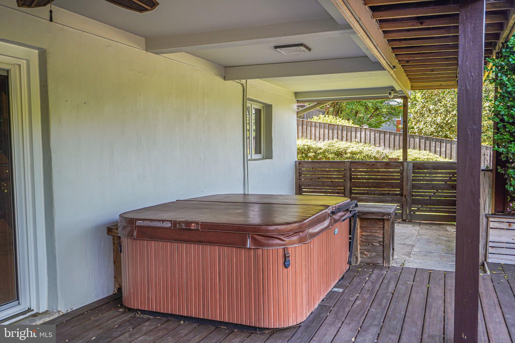 DUNLOP HILLS - Residential