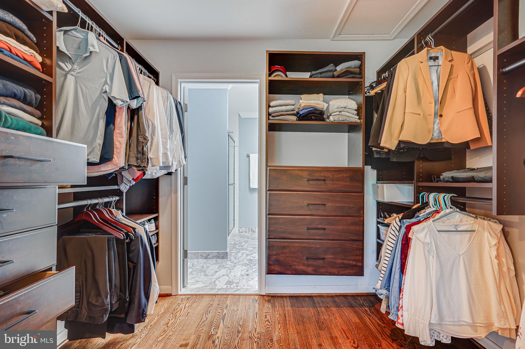 DUNLOP HILLS - Residential