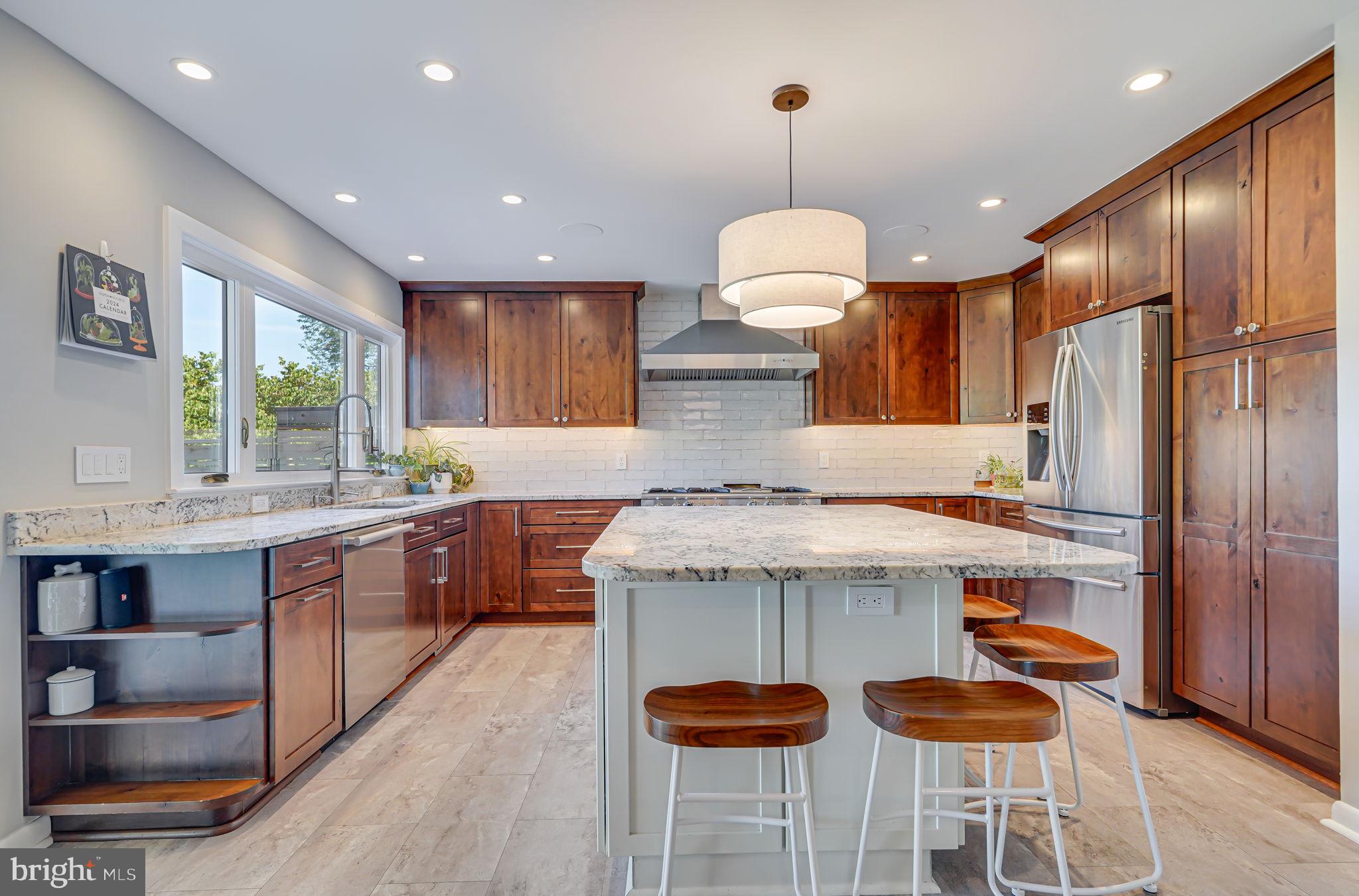 DUNLOP HILLS - Residential