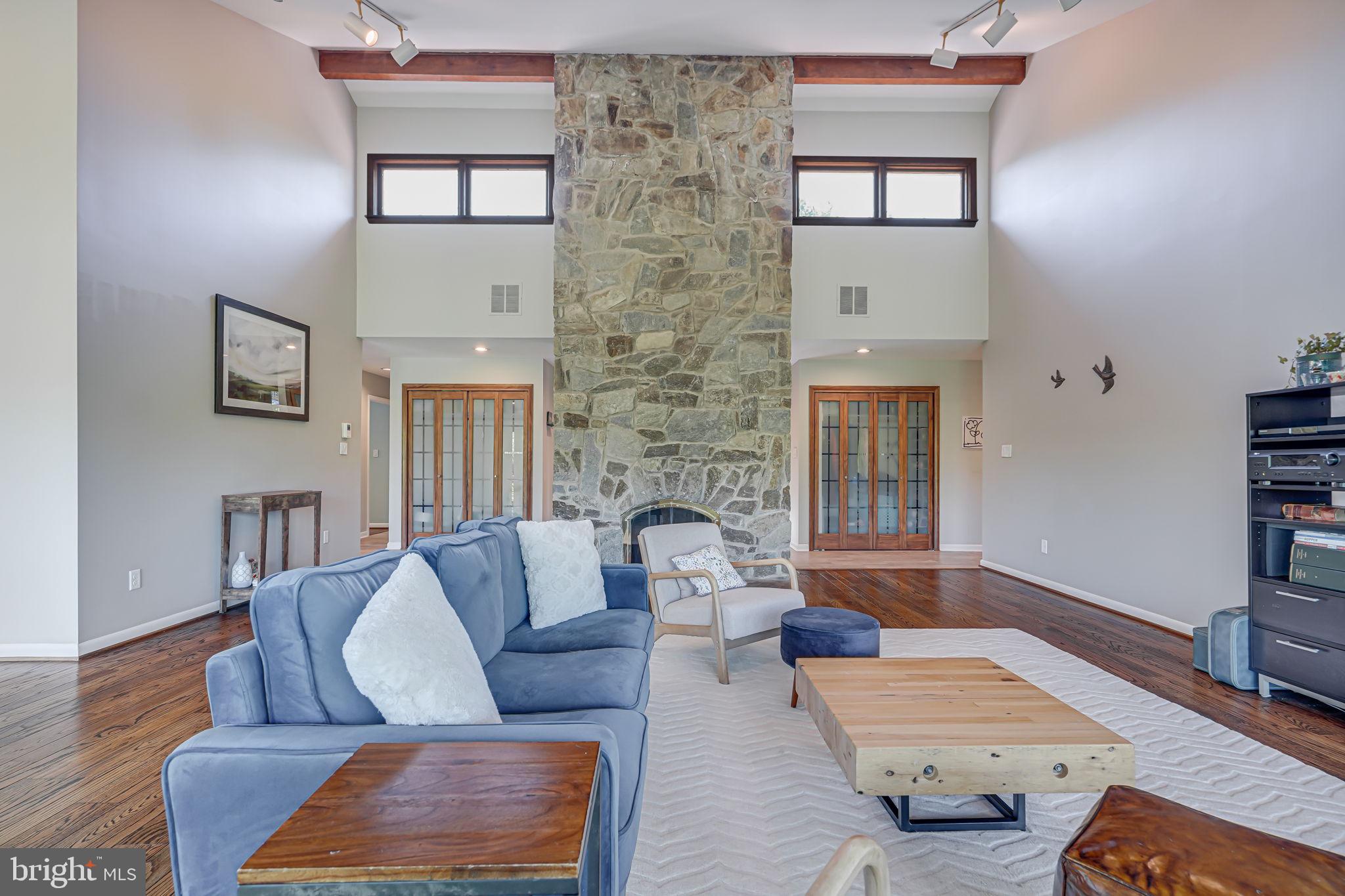 DUNLOP HILLS - Residential