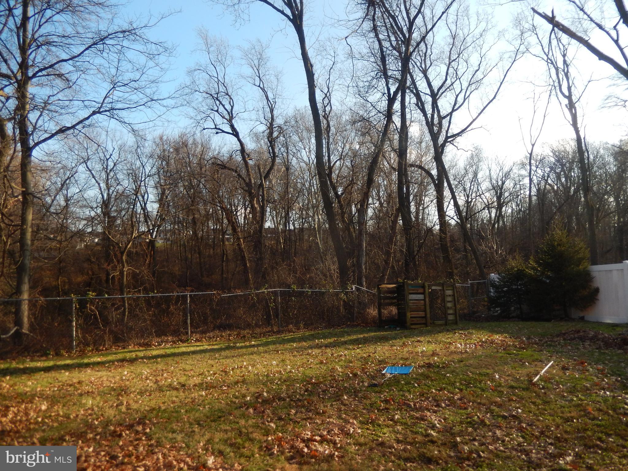 ASHTON-WOODENBRIDGE - Residential