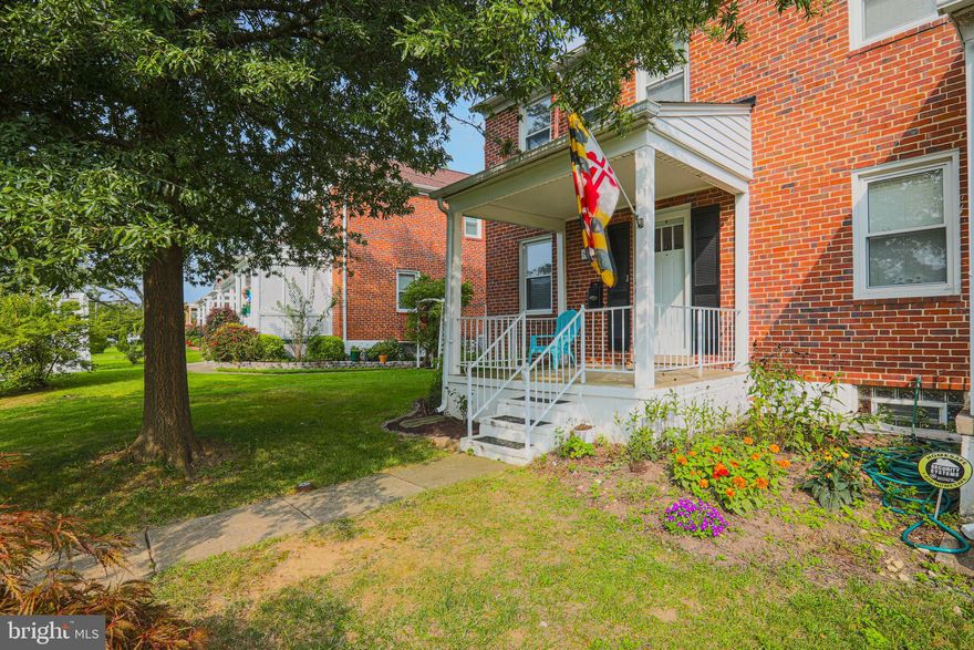 OFFERS DUE BY 7PM FRIDAY SEPTEMBER 18TH!Renovated 3 Bed, 1 1/2 Bath End of Group Row Home in Ridgely Heights for under $200k!!  This home was renovated by the previous owner with new HVAC, Hot Water Heater and Sump Pump in 2014.  In 2019  the current owner put on a New Roof and installed a new white panel fence around the backyard for privacy.  Kitchen is updated with granite countertops and stainless steel appliances and is opened up into the Dining Room with an island (no wall).  Hardwood floors in living, dining rooms and all 3 bedrooms on the upper level.  Updated Full Bath with tub/shower on upper level and updated 1/2 bath on the lower level. SALE IS CONTINGENT ON SELLER FINDING HOME OF CHOICE AND A POSSIBLE A RENT BACK.