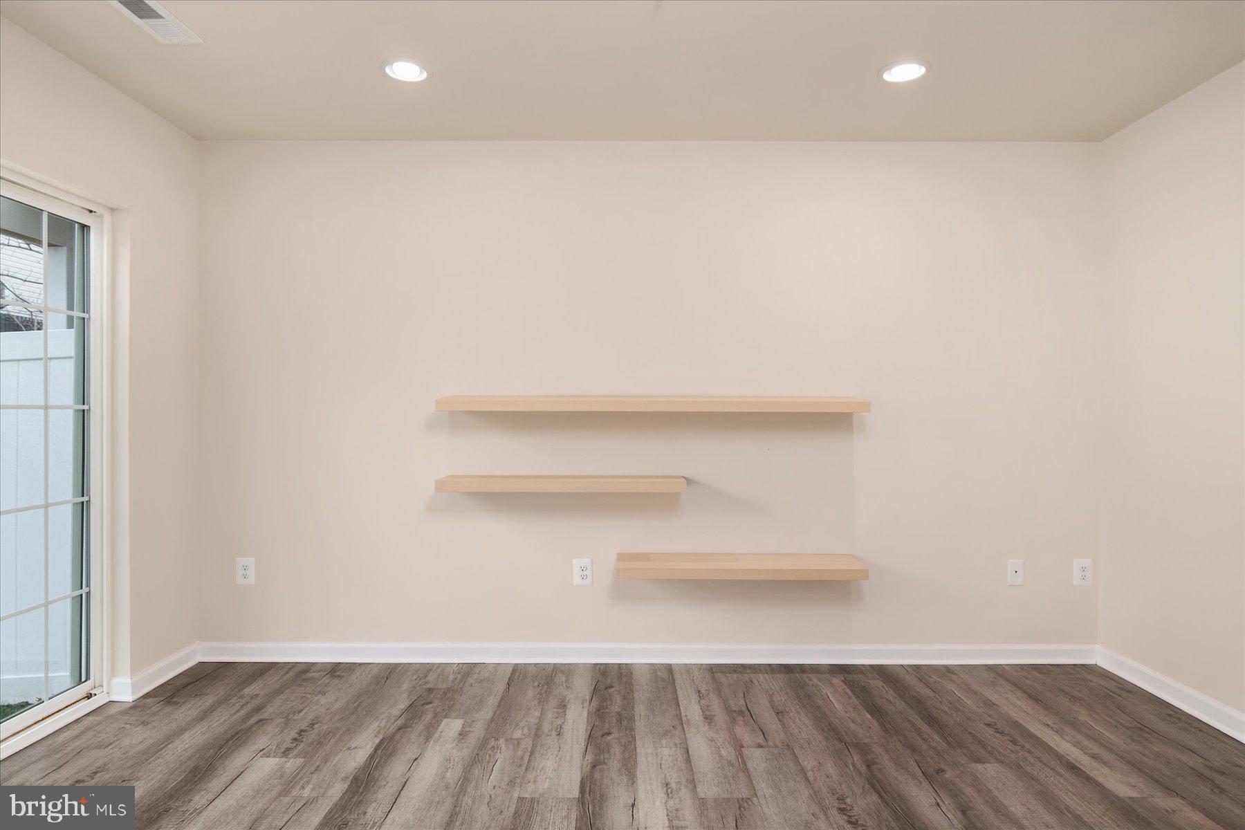 TANYARD SPRINGS - Residential