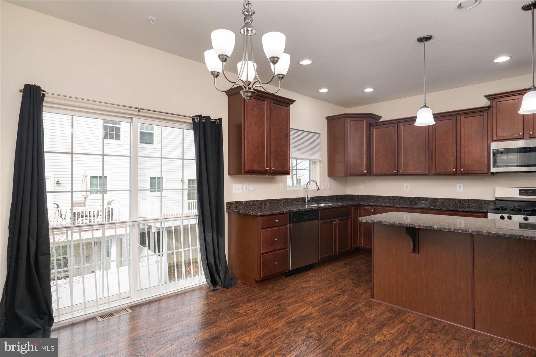 TANYARD SPRINGS - Residential