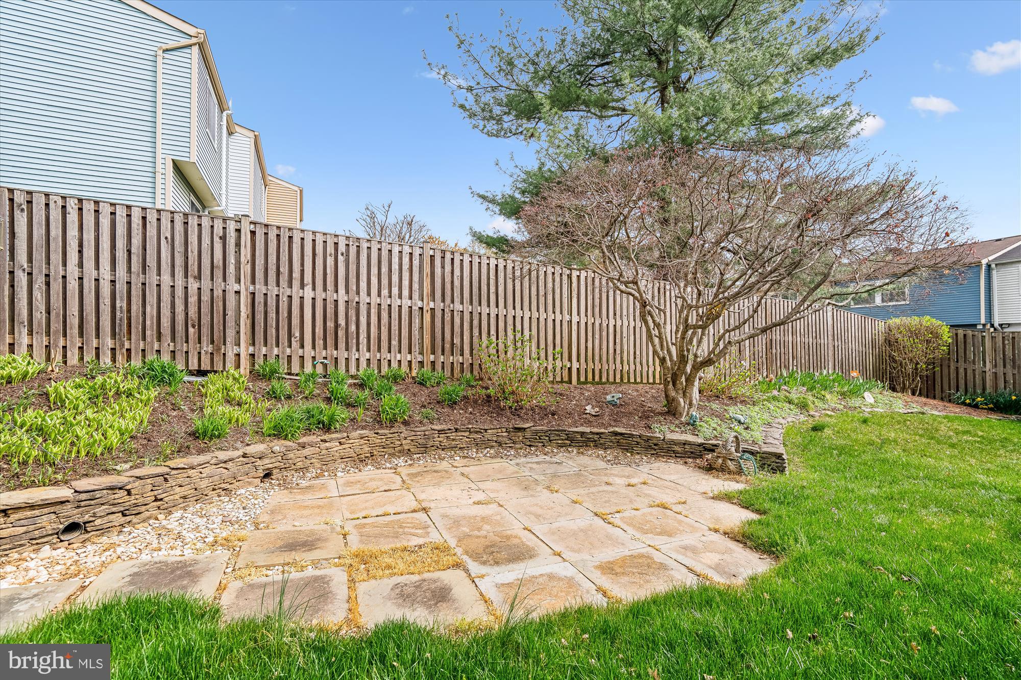 OAK SPRINGS - Residential