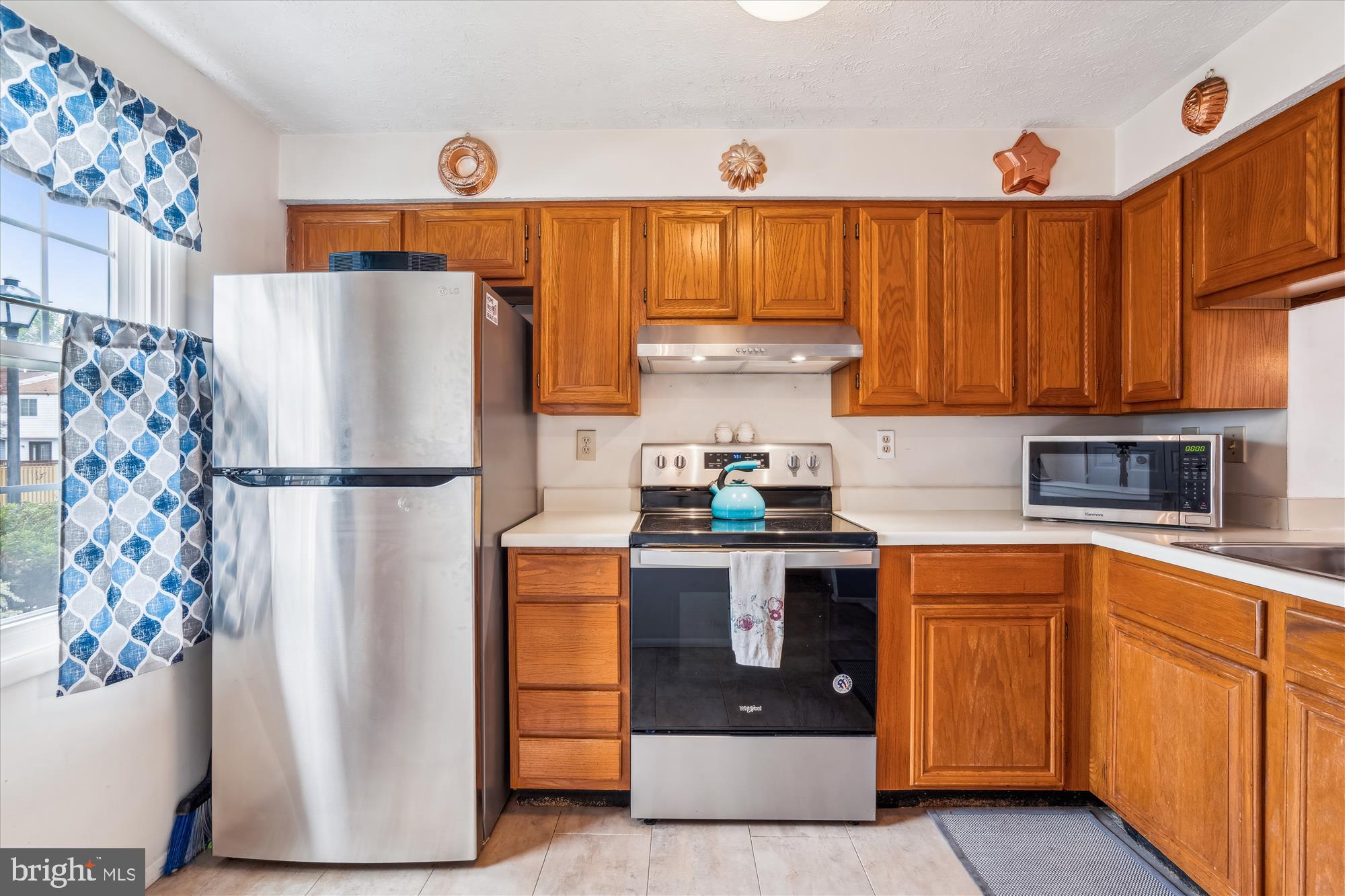 OAK SPRINGS - Residential