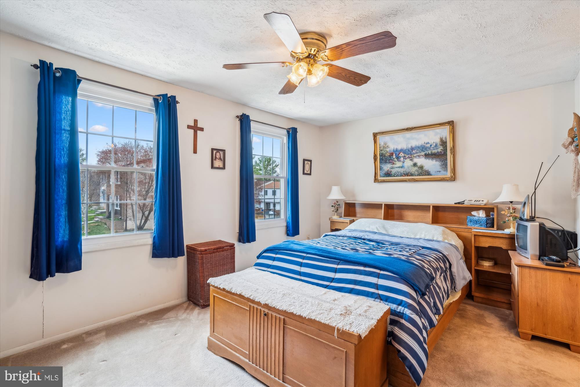 OAK SPRINGS - Residential