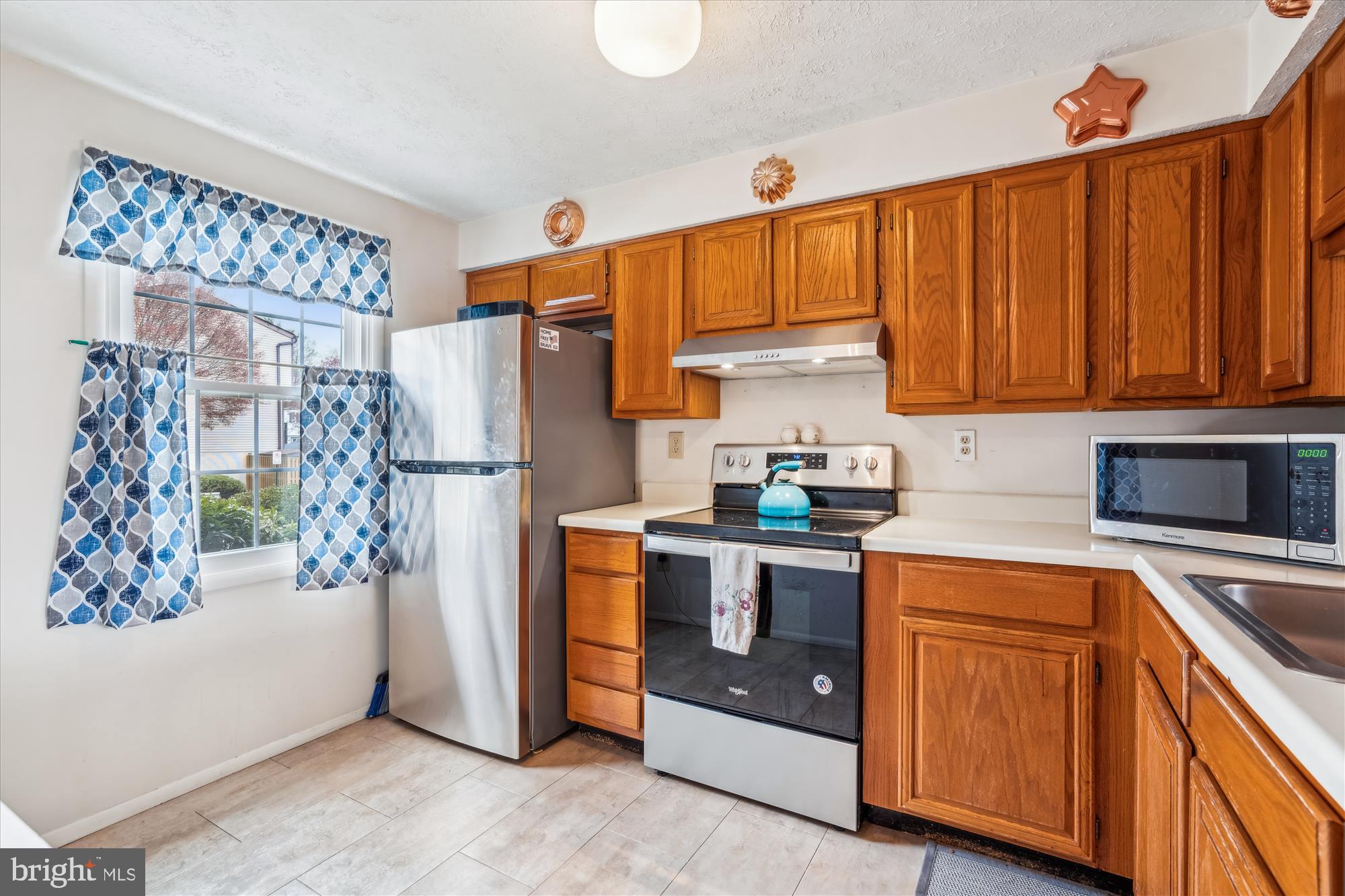 OAK SPRINGS - Residential