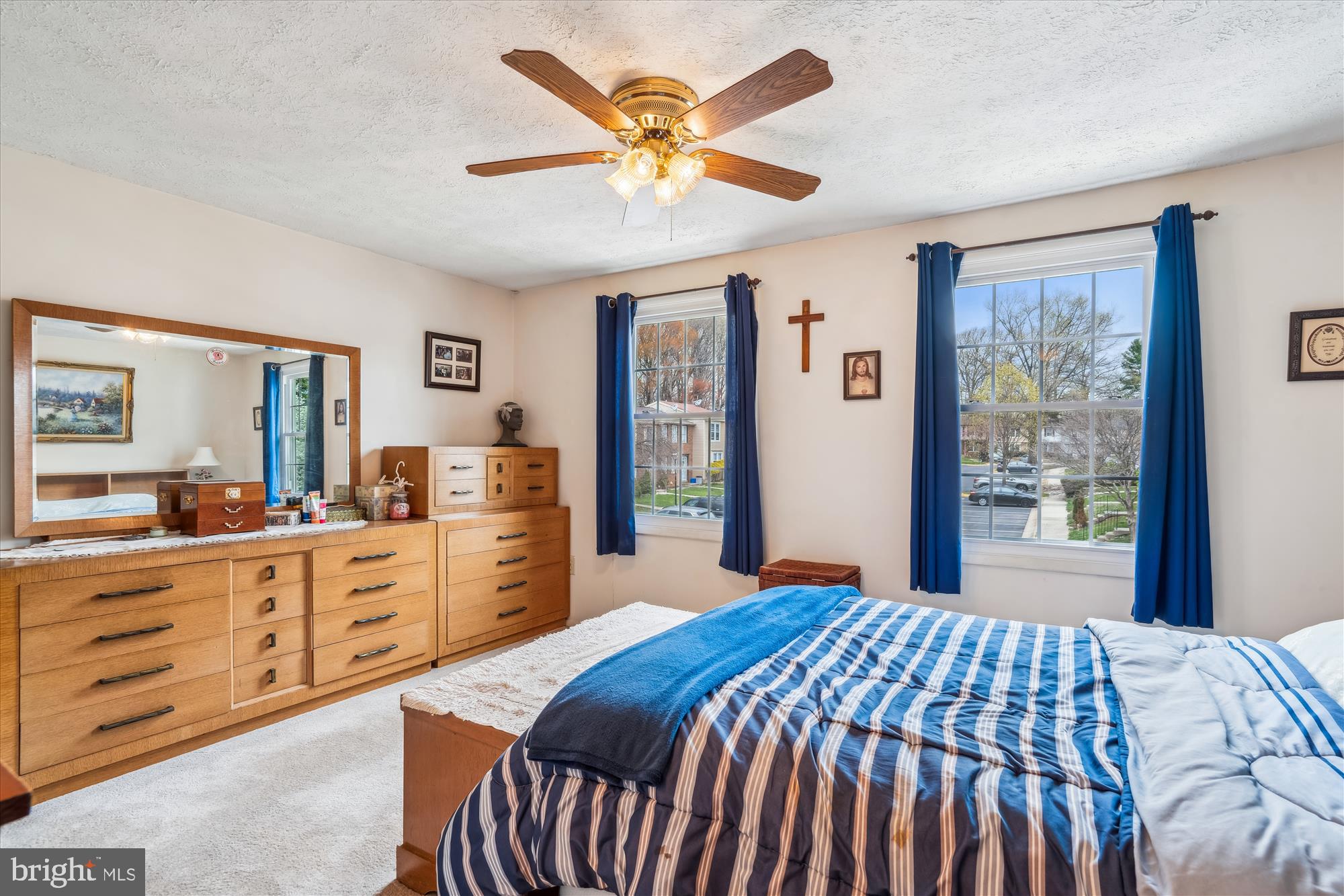 OAK SPRINGS - Residential