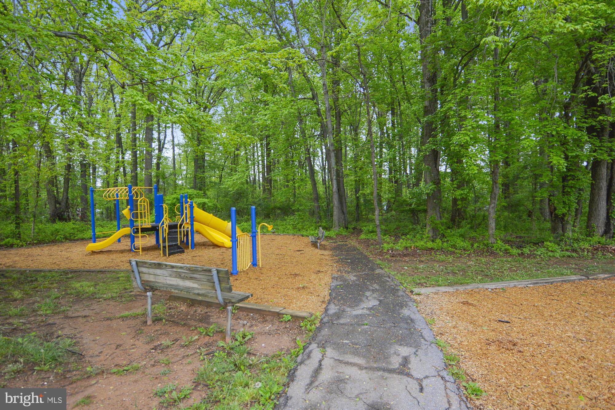 OAK SPRINGS - Residential