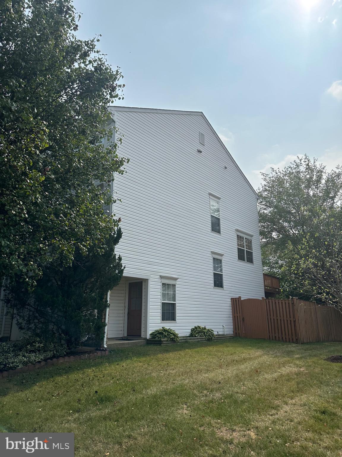 RYAN PARK - Residential Lease