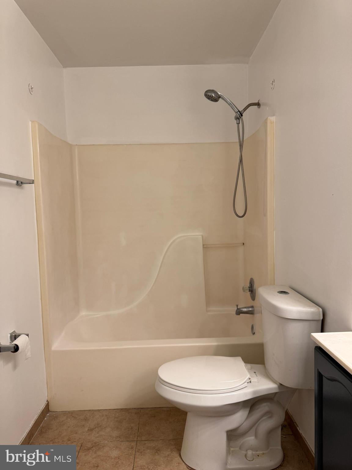 EXETER - Residential Lease