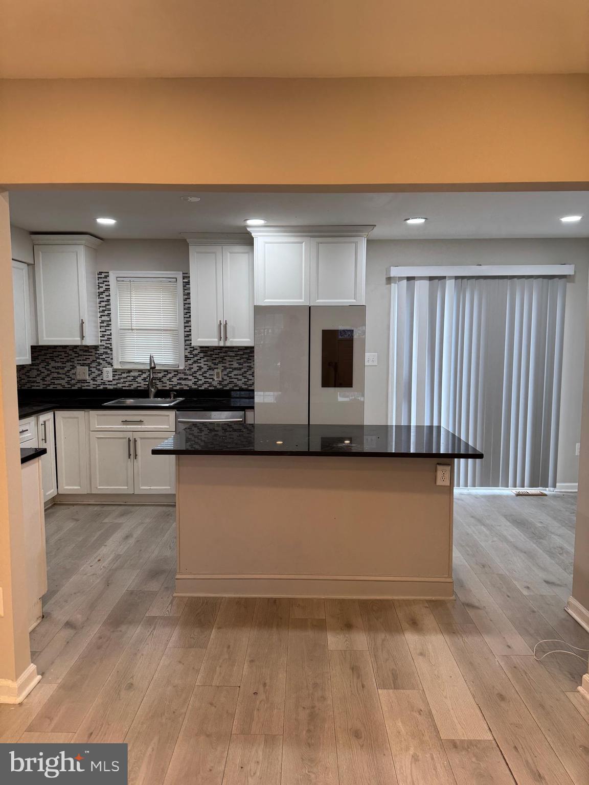 EXETER - Residential Lease