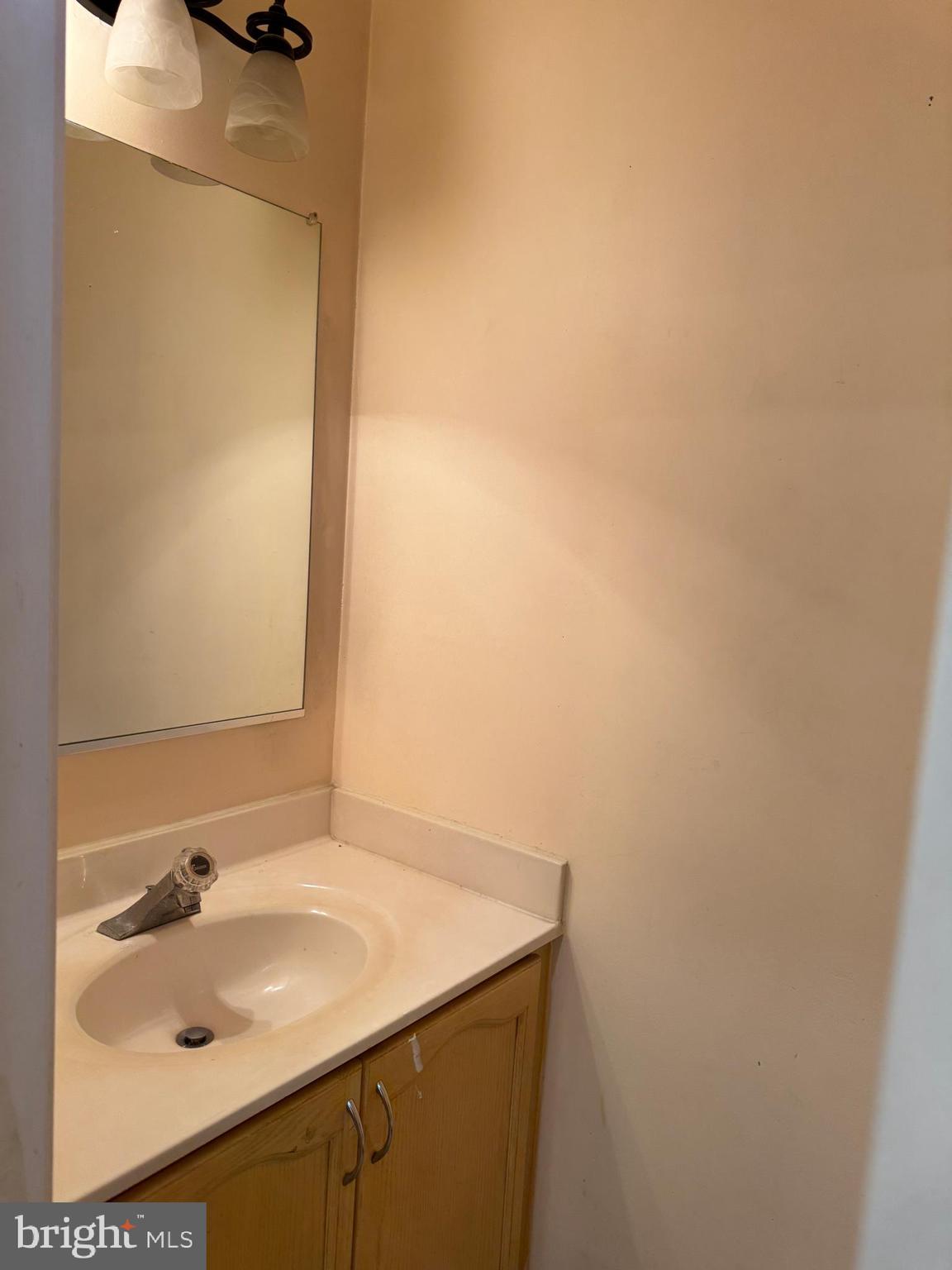 EXETER - Residential Lease