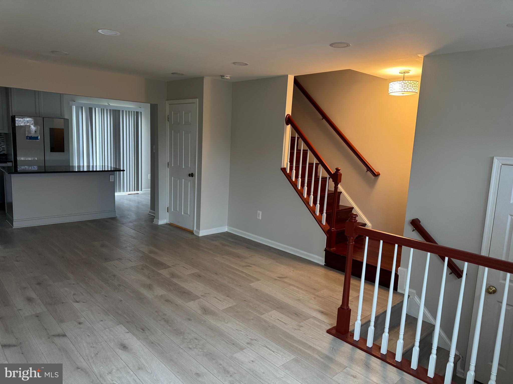 605 WARRENTON TERRACE NE