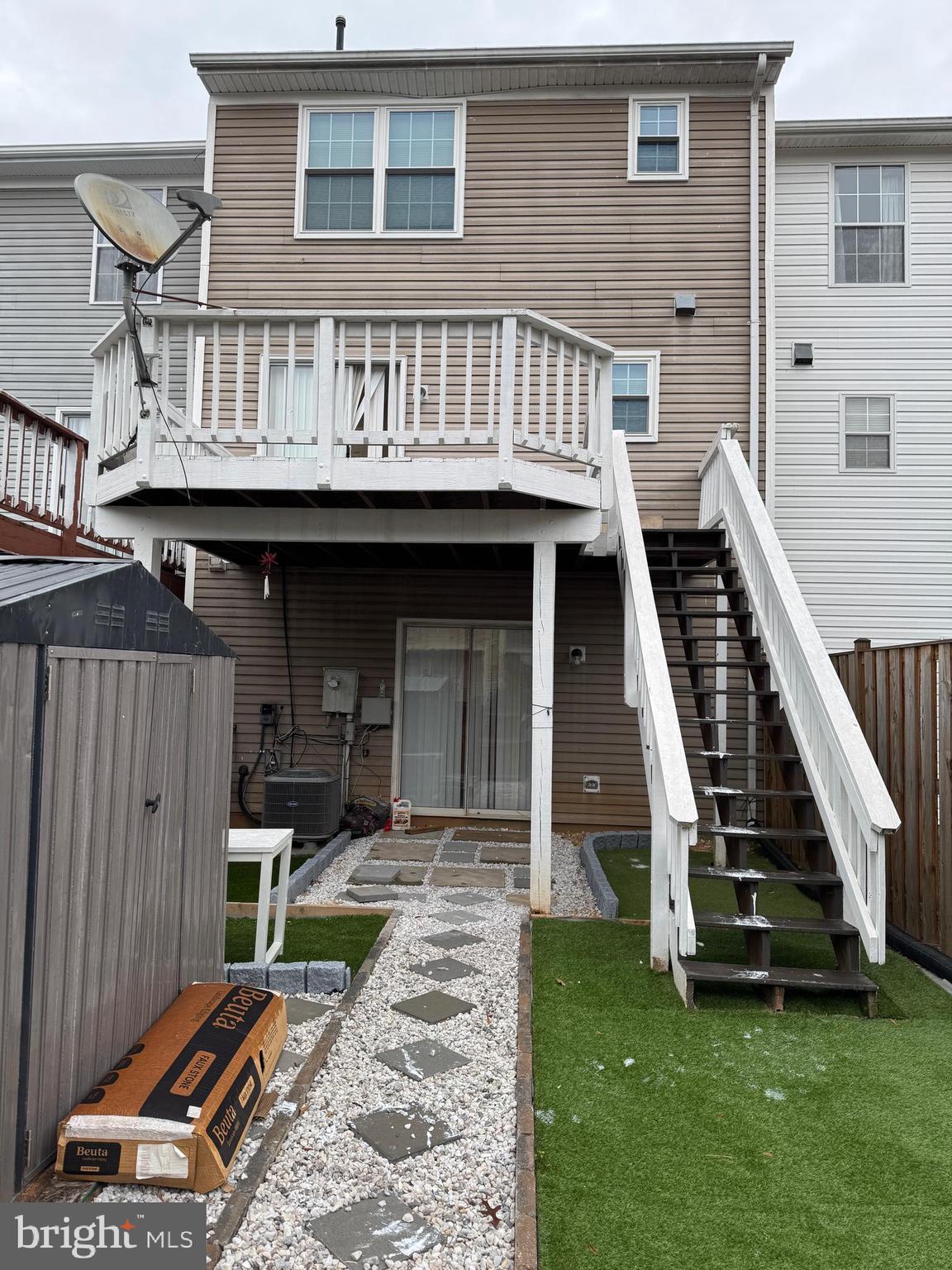 EXETER - Residential Lease