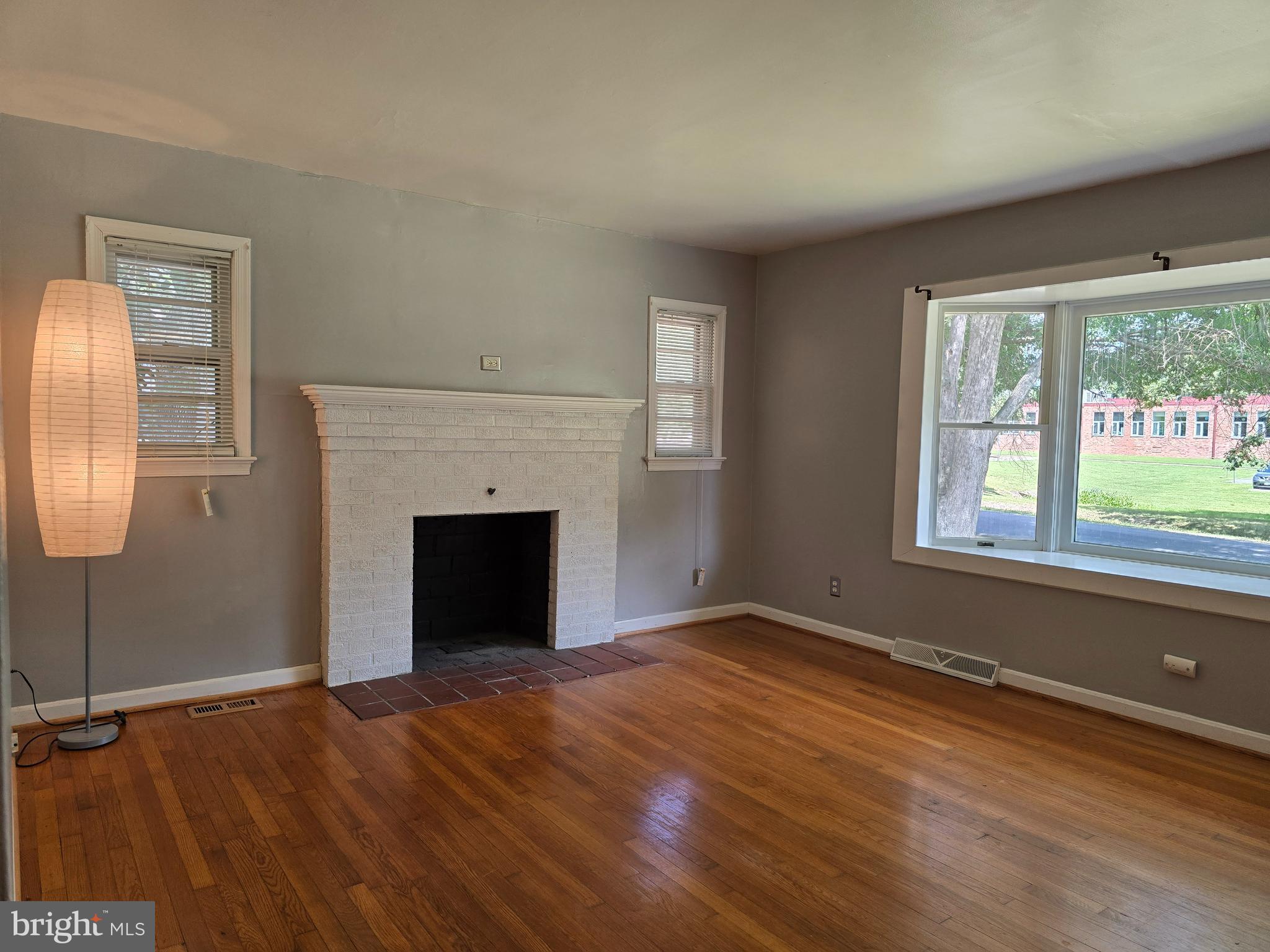 HAMPSTEAD VILLAGE - Residential Lease