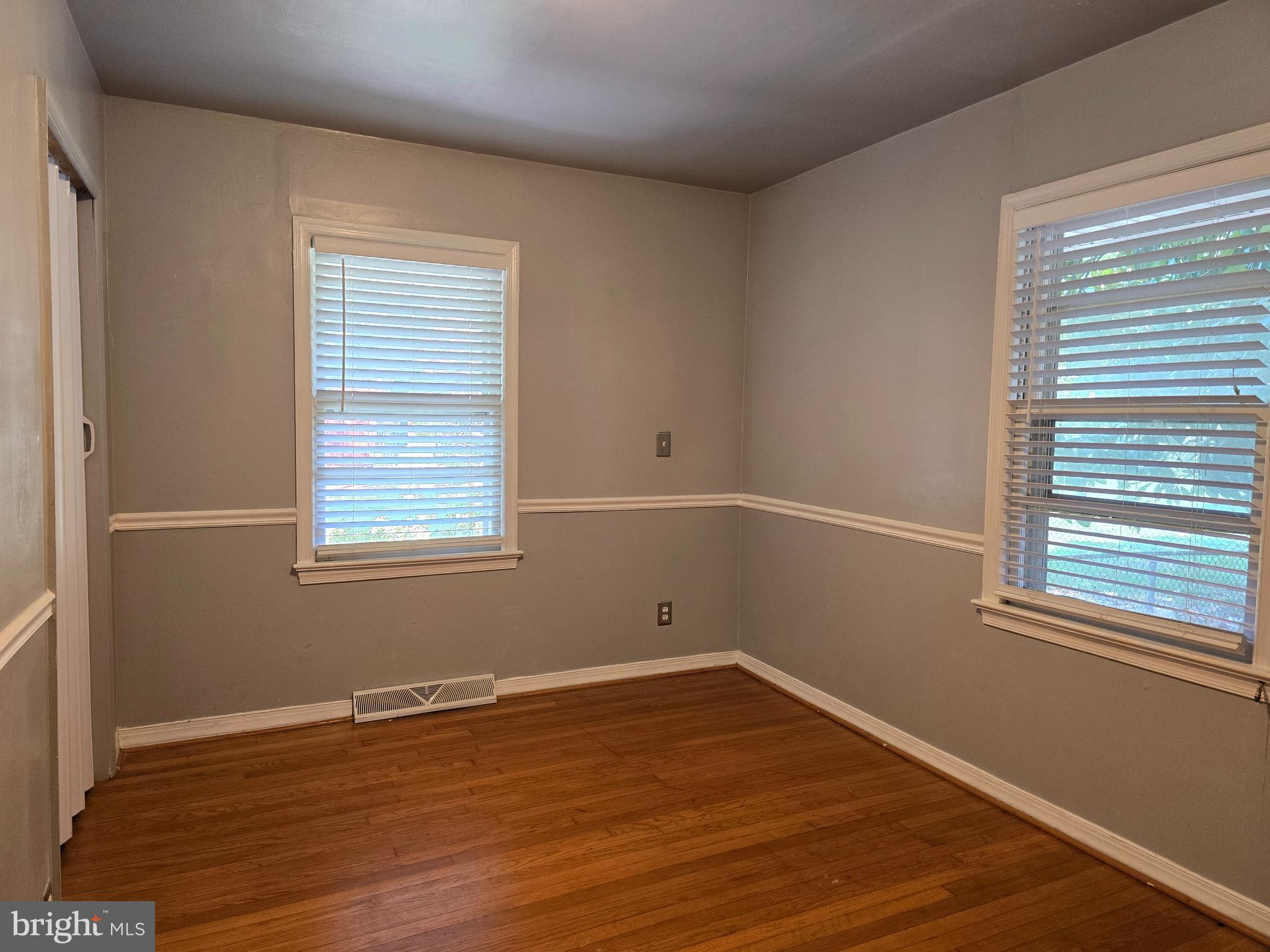 HAMPSTEAD VILLAGE - Residential Lease